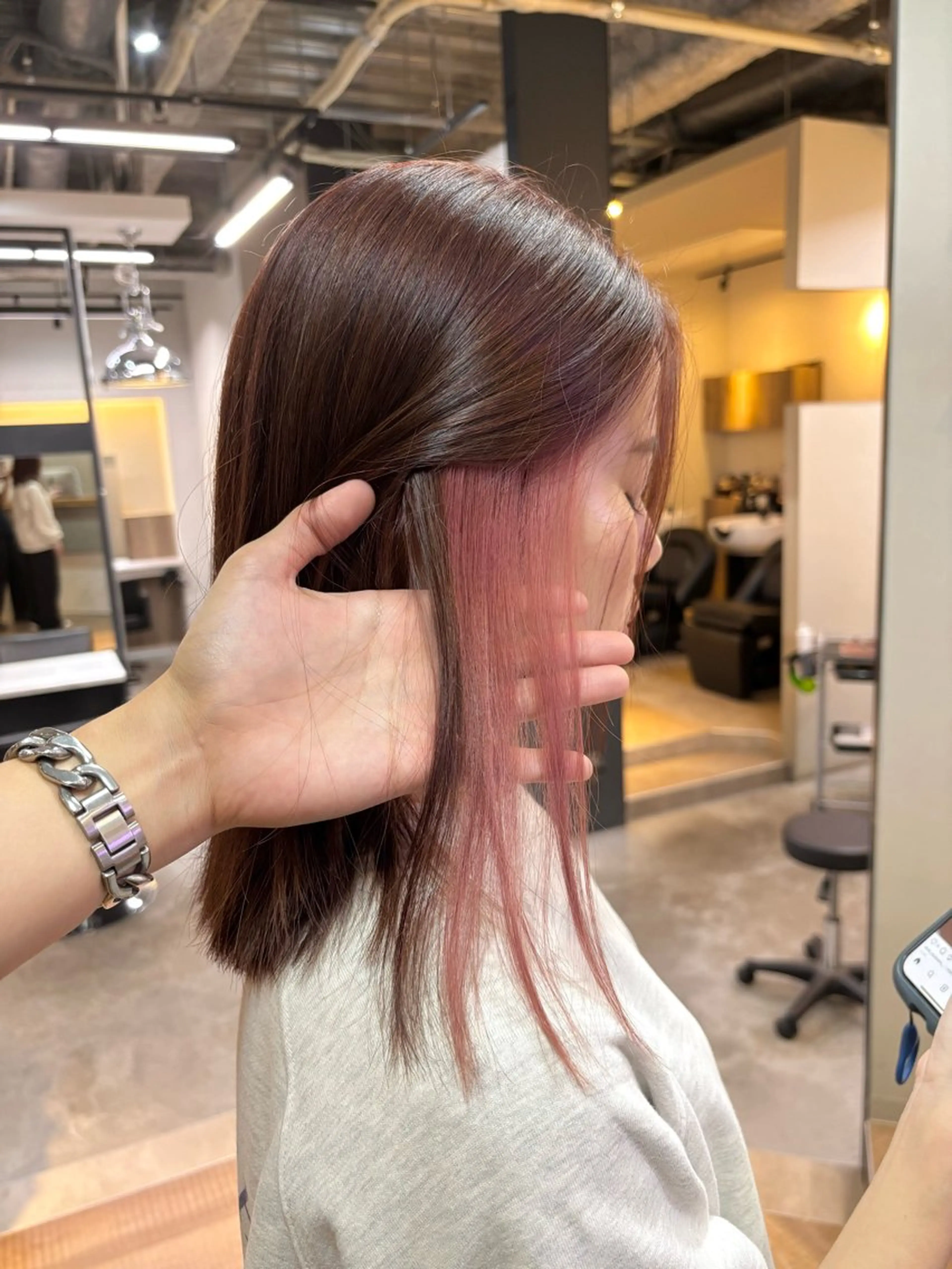 ミディアム カラー ブリーチ ブラウンカラー デザインカラー ピンクカラー ピンクブラウン カット ヘアカラー トリートメント レイヤー/大人メンズ パーマ🌀 平島拓也のヘアスタイル