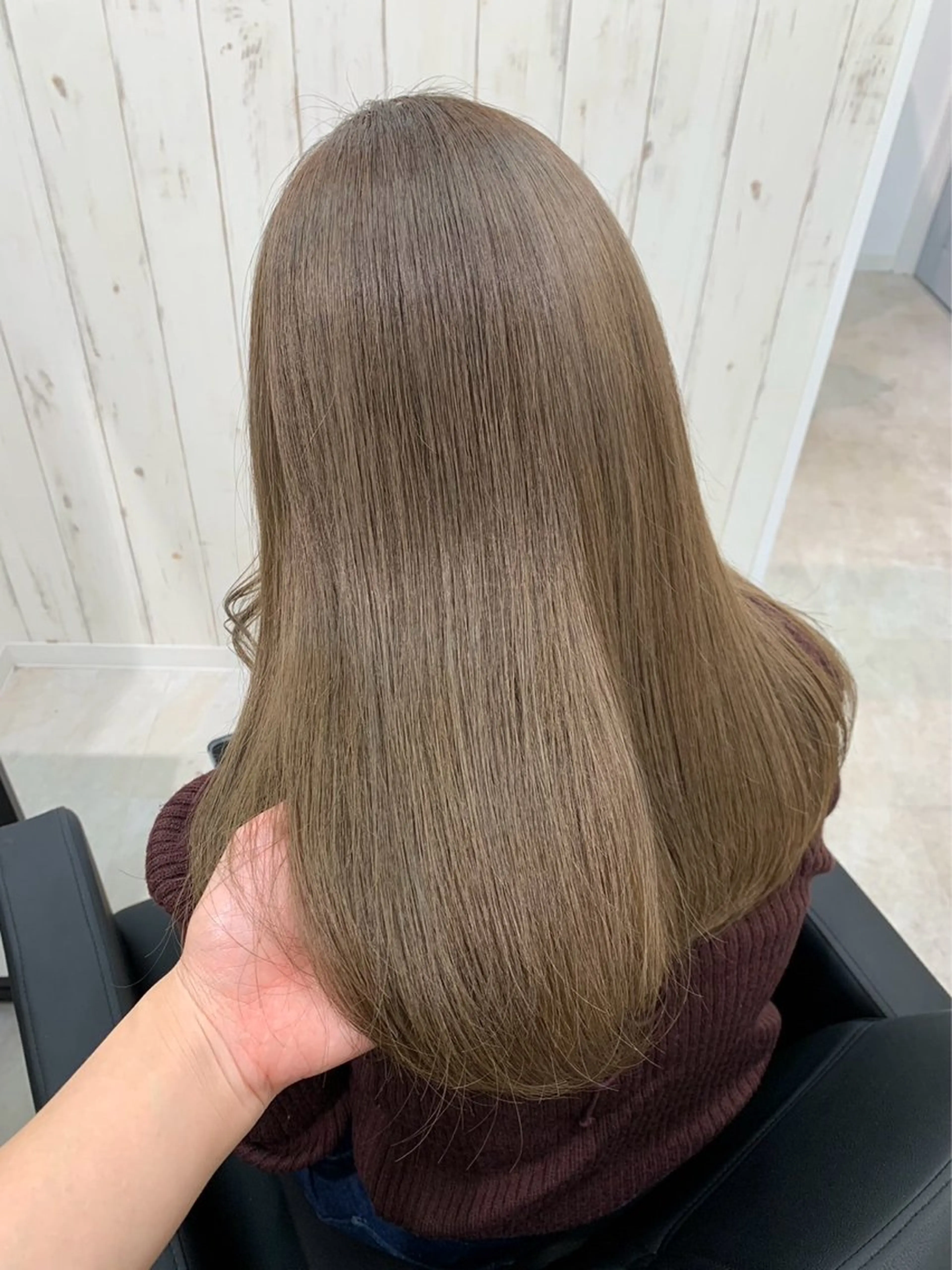 セミロング カラー ヘアカラー 天野 真依子のヘアスタイル