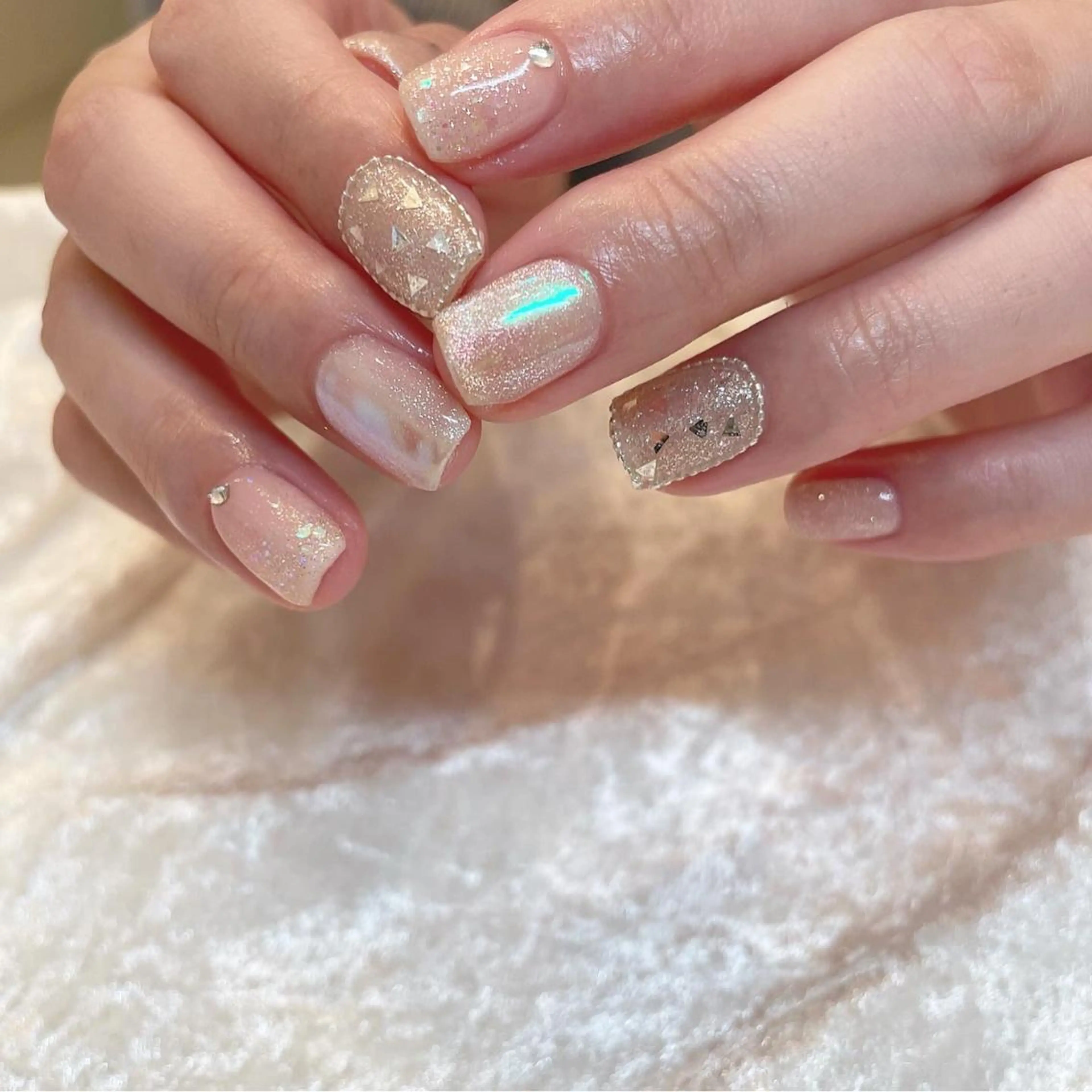 ネイル essence所属・pétit maakoのネイルデザイン