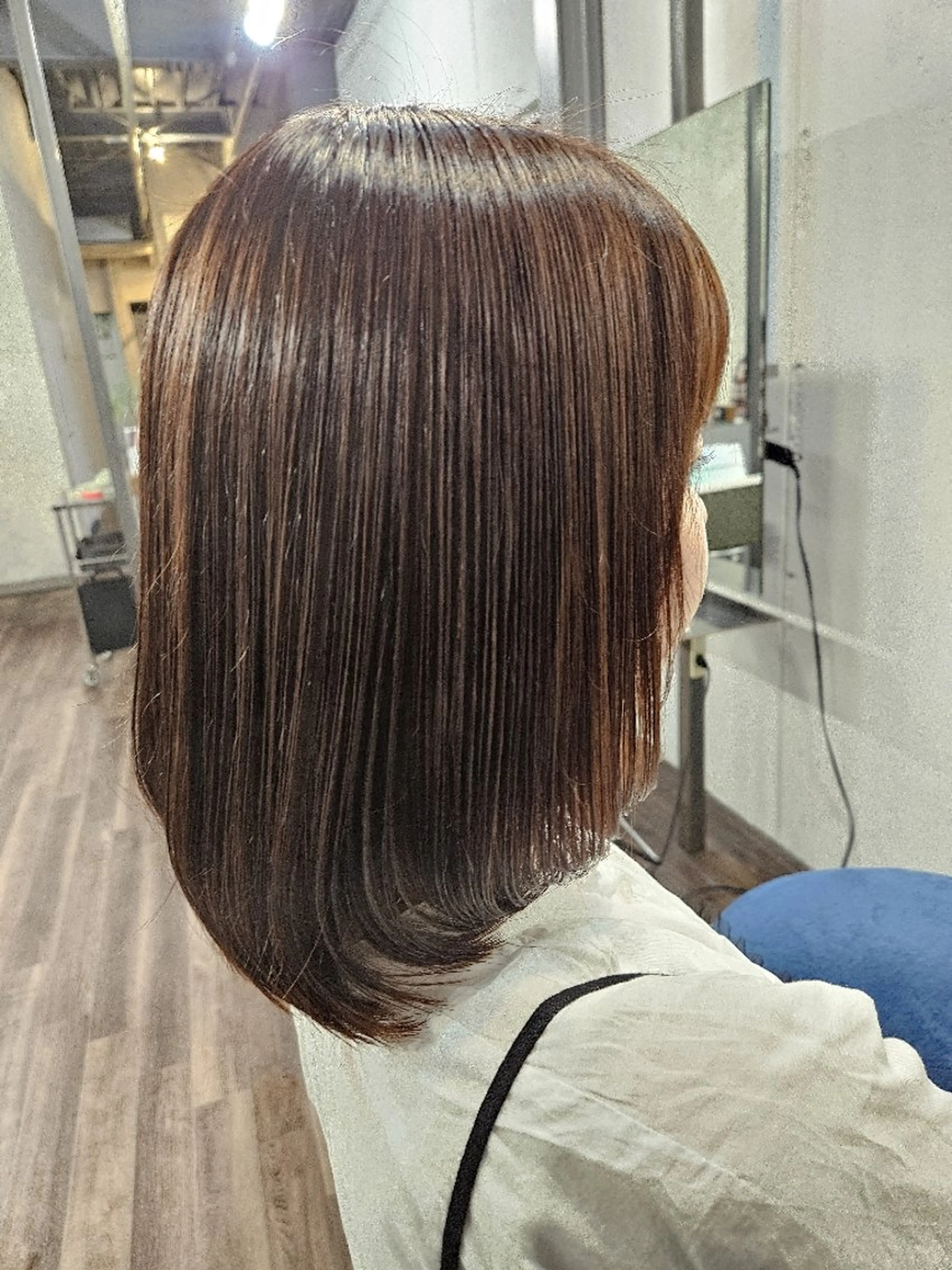 ミディアム カラー ミディアムレイヤー レイヤーカット カット ヘアカラー トリートメント terra✂️川嶋 大輔のヘアスタイル