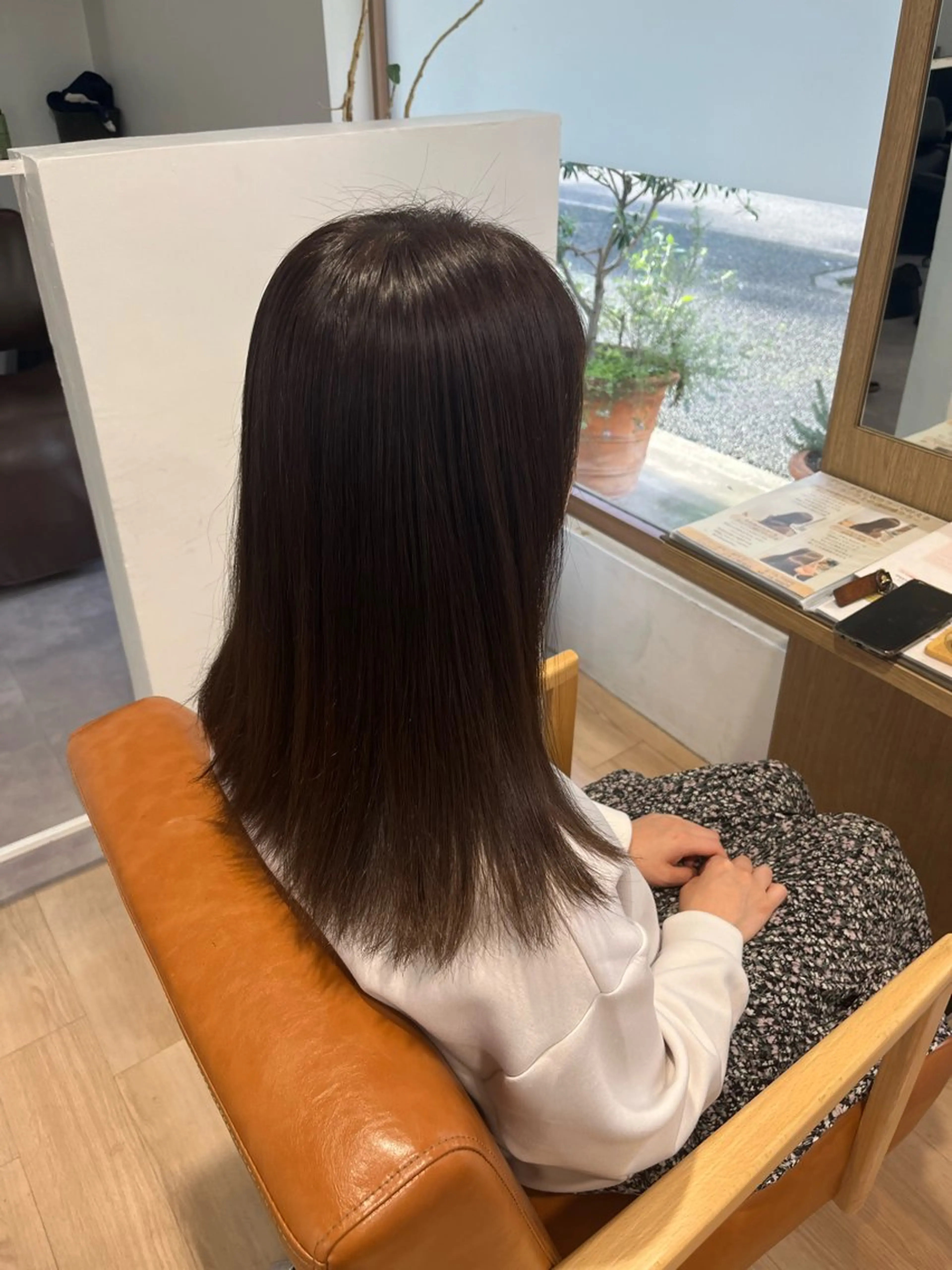 セミロング カラー ERII /伏見 カットモデル募集中！のヘアスタイル