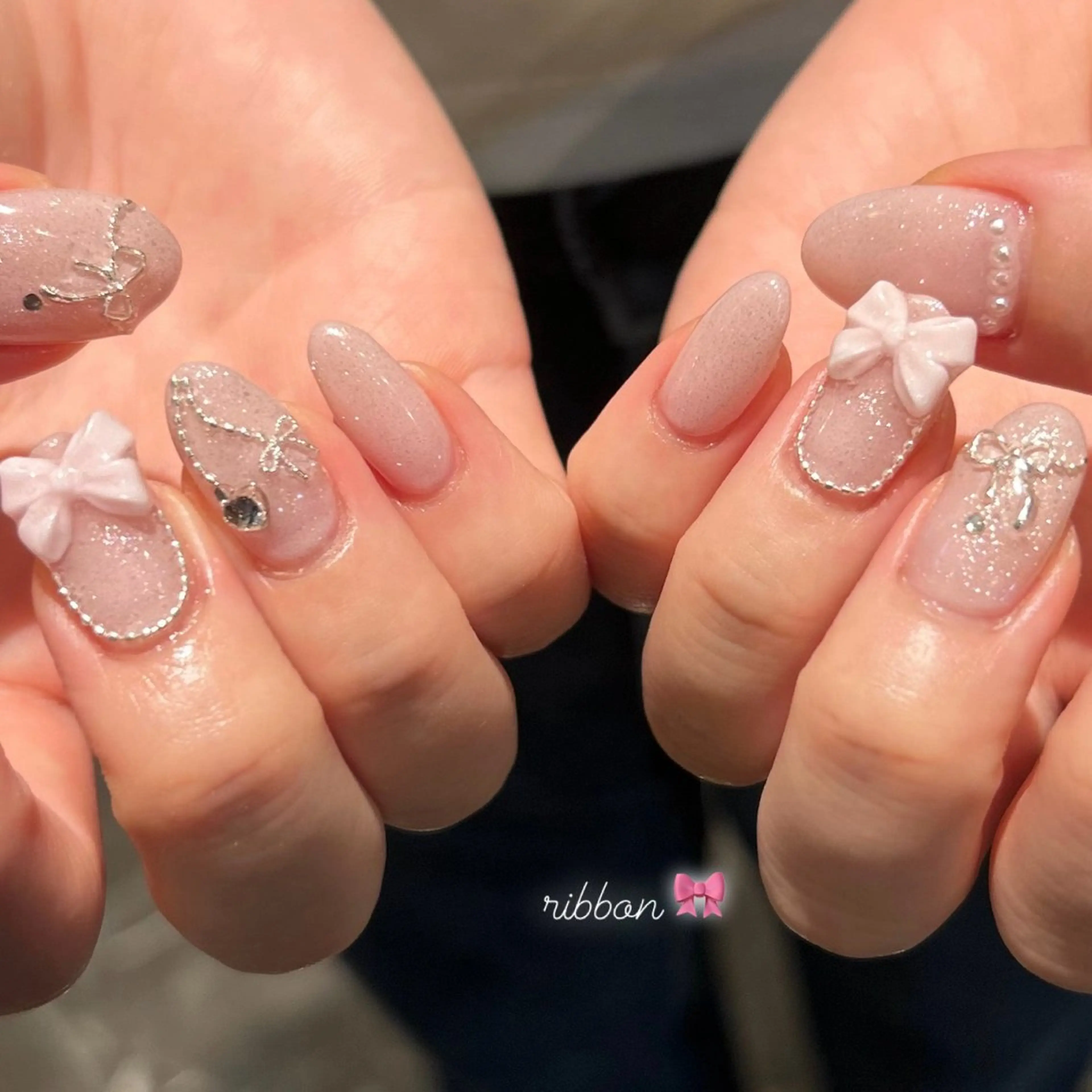 ネイル ハンドネイル EmaNail🎀 Haaruのネイルデザイン