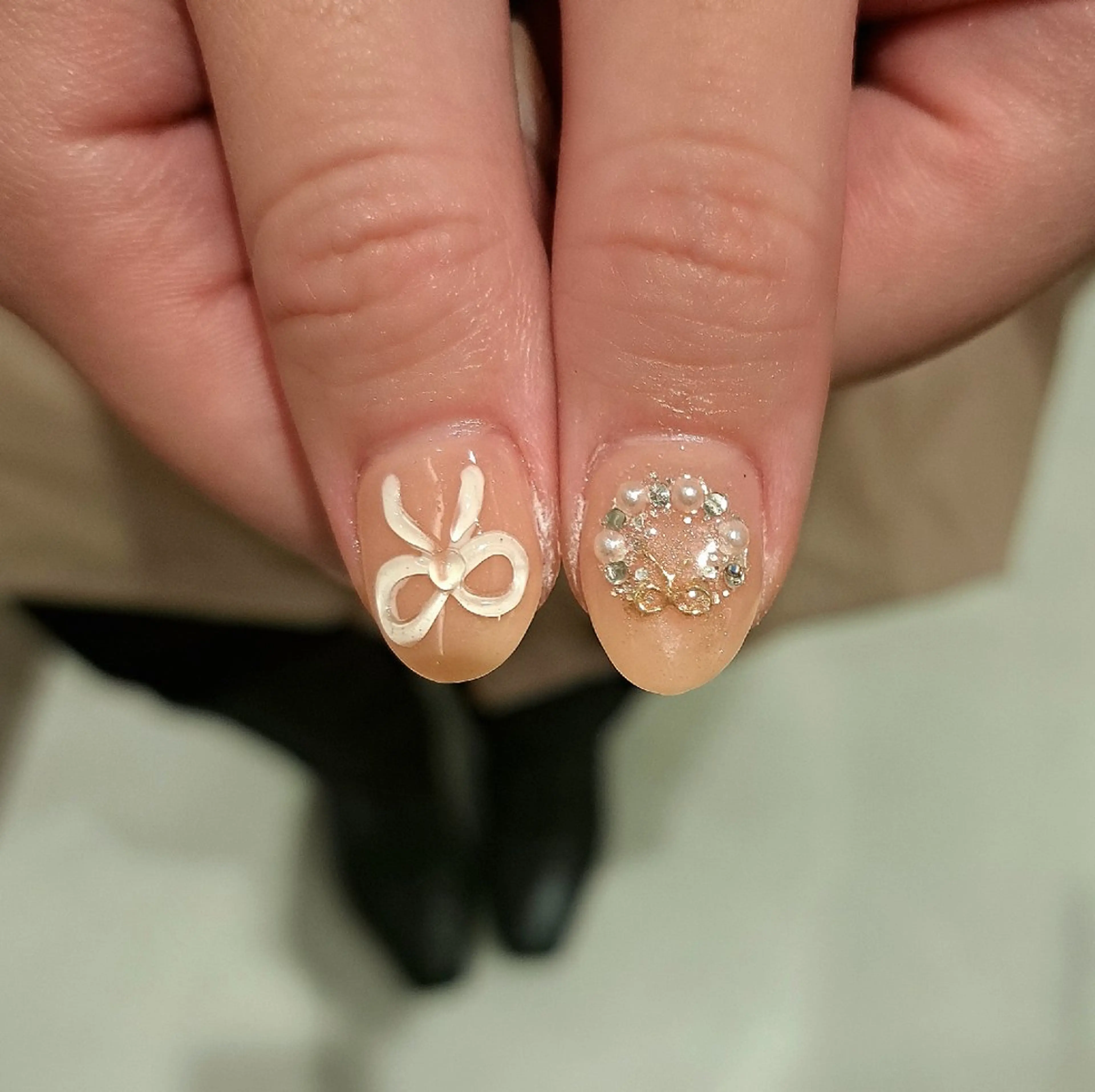 ネイル アートネイル 持ち込み リボン 冬ネイル クリスマス Nail mood デザイン持ち込みokのネイルデザイン