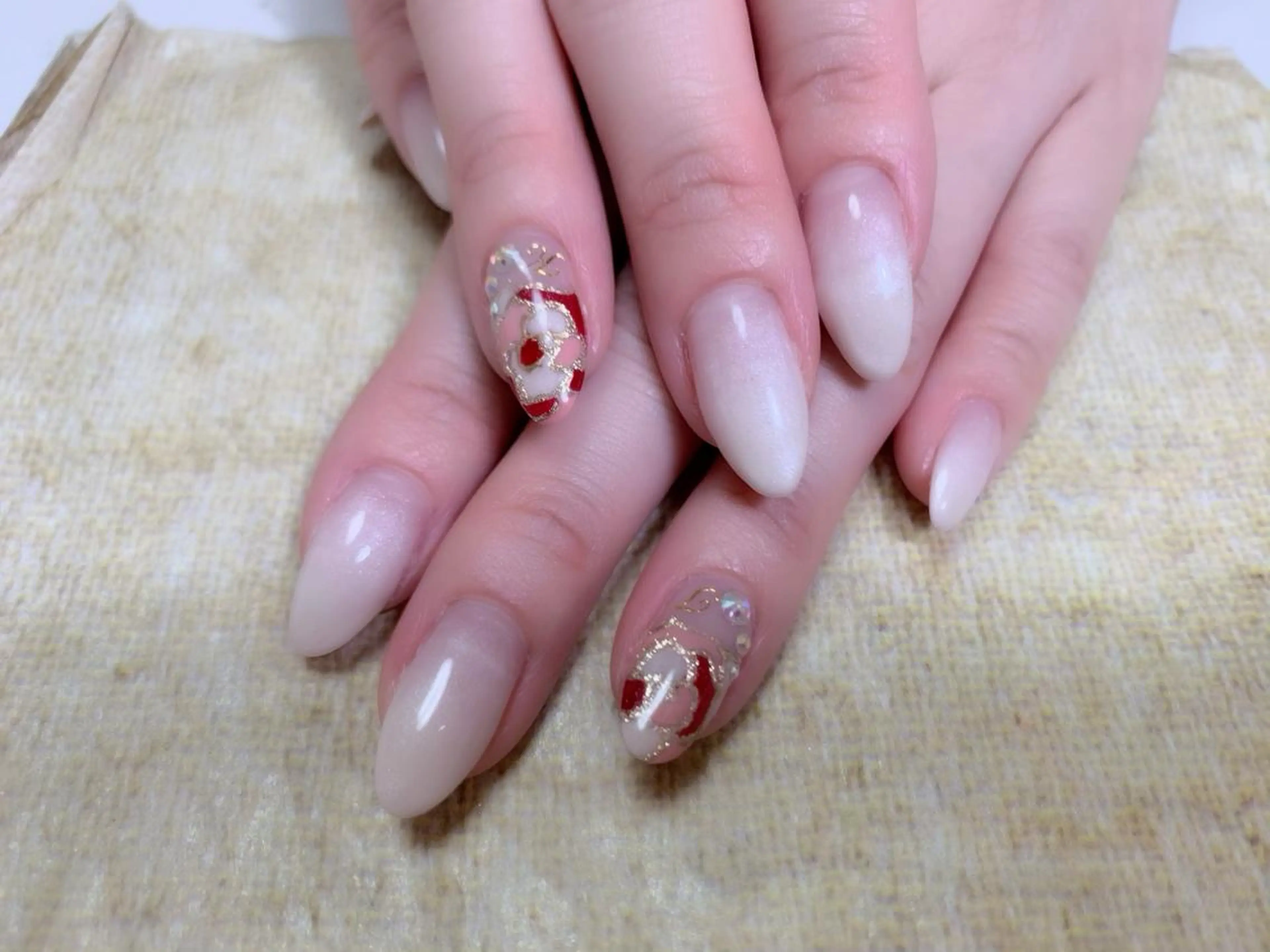 ネイル ハンドネイル an sucre baseのネイルデザイン