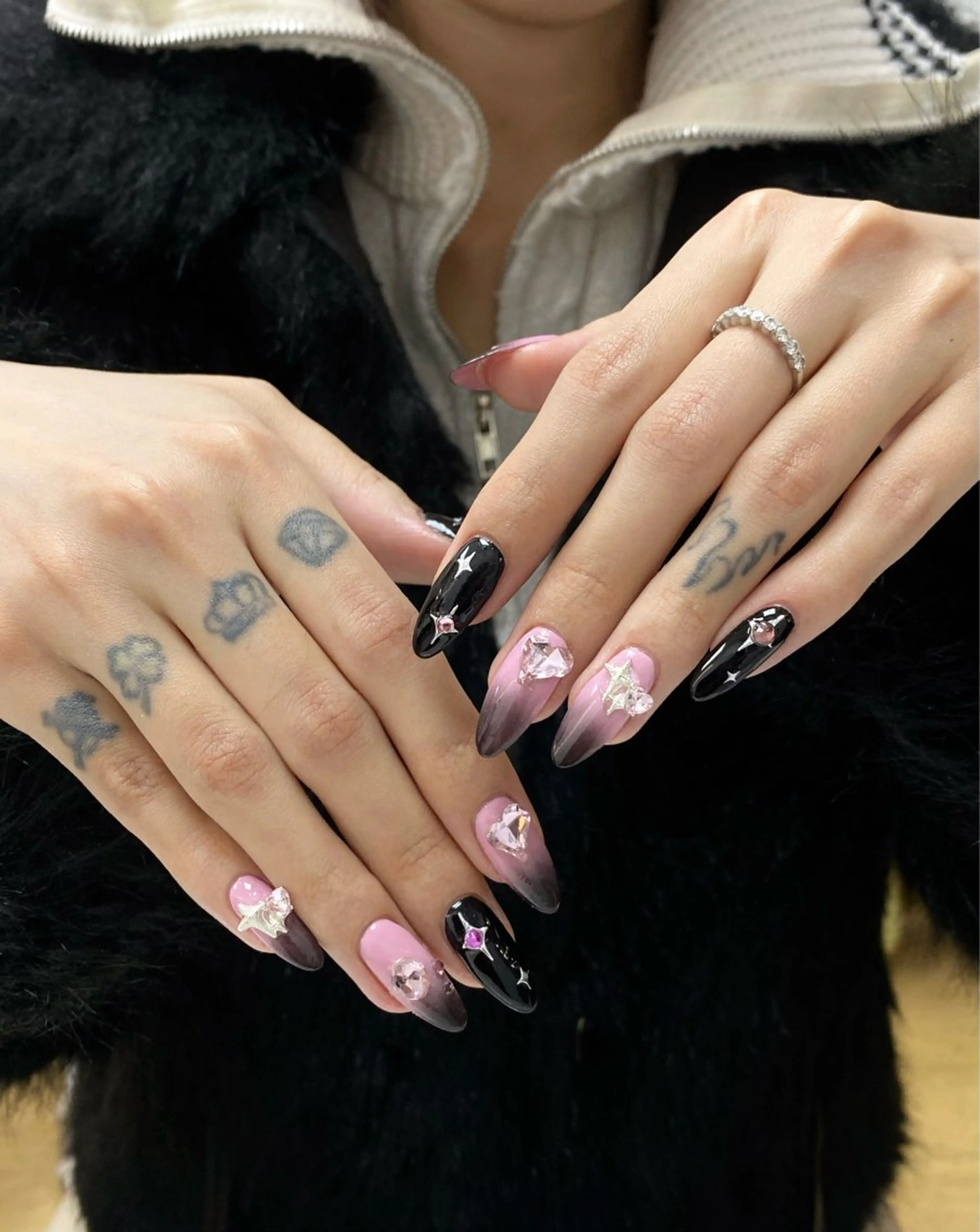 ネイル Iconic Nailのネイルデザイン