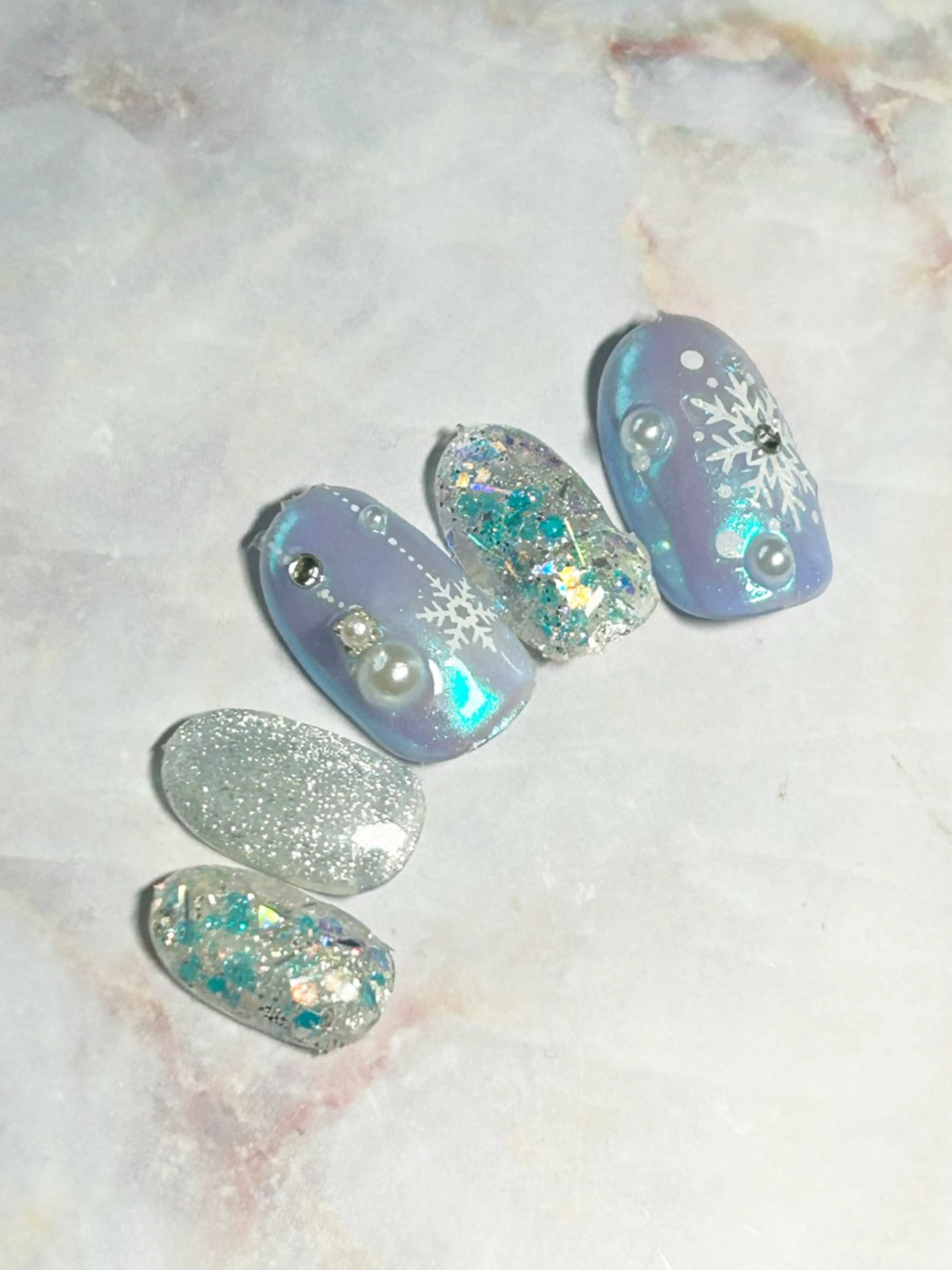 ネイル BSCoffret所属・Takagi tomokoのネイルデザイン