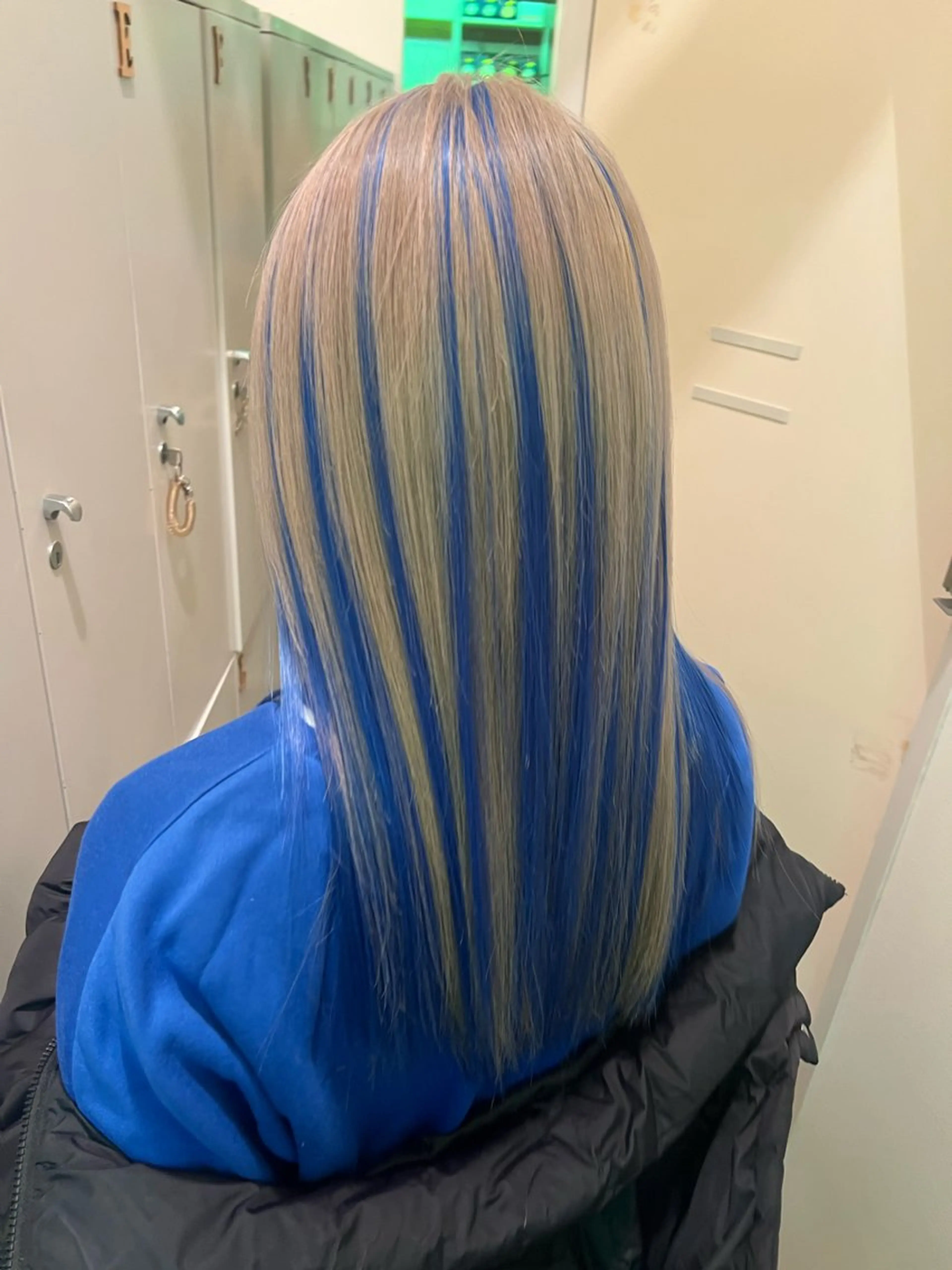 ロング カラー ハイライトカラー ハイライト ハイトーンカラー/エ クステ/デザインのヘアスタイル