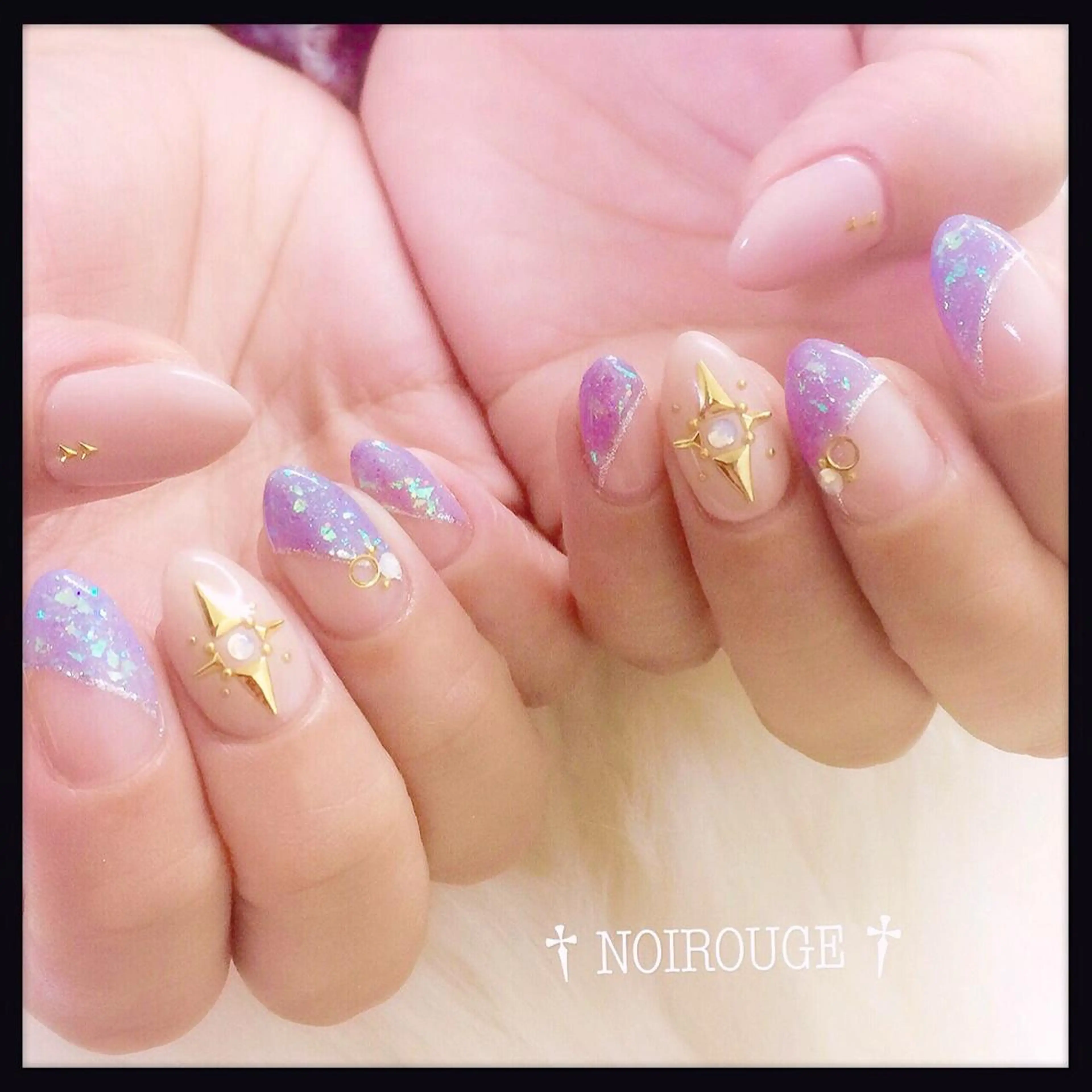 ネイル NOIROUGE所属・NOI ROUGEのネイルデザイン