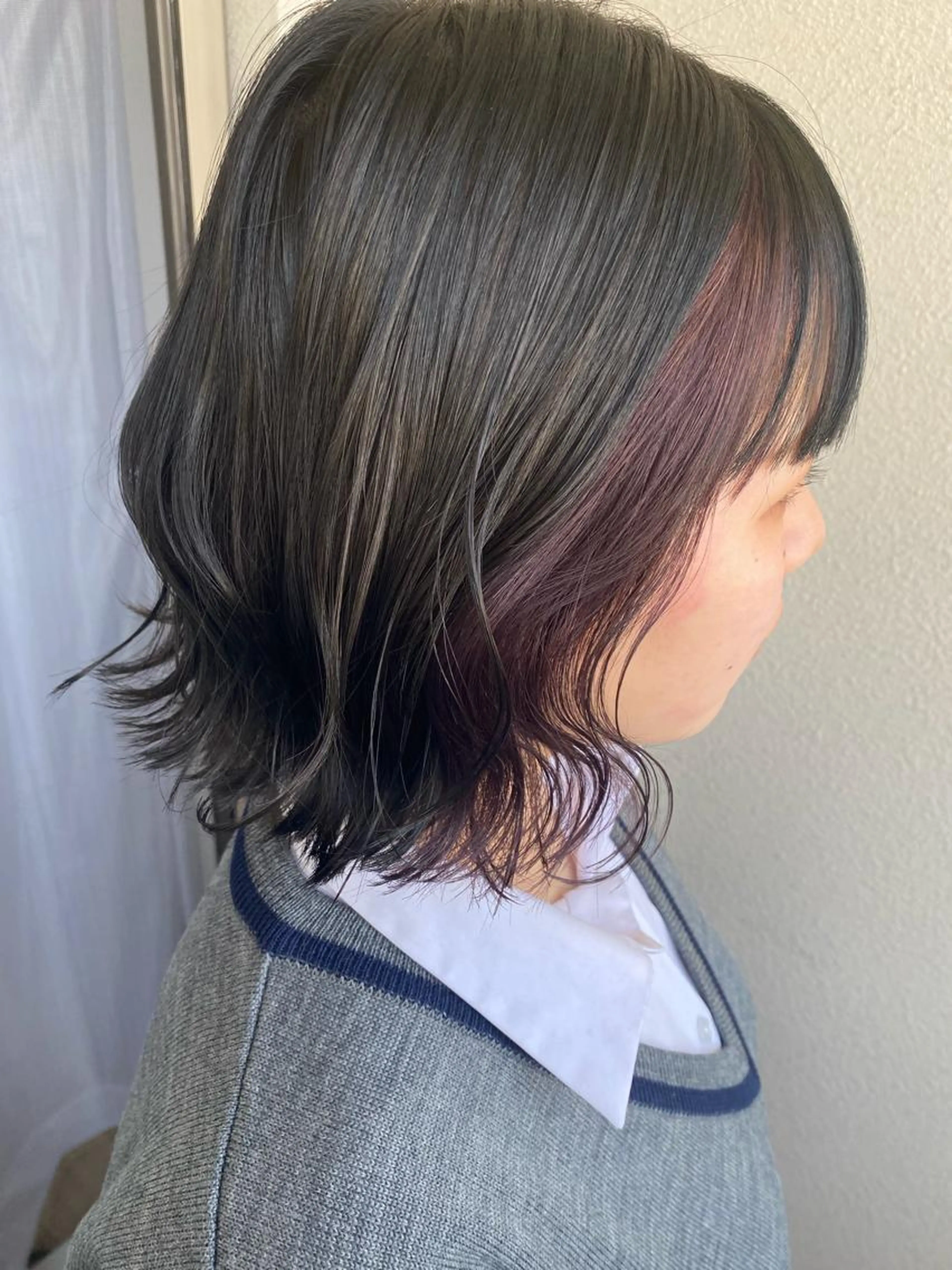 今流行りのイヤリングカラー🎀の写真