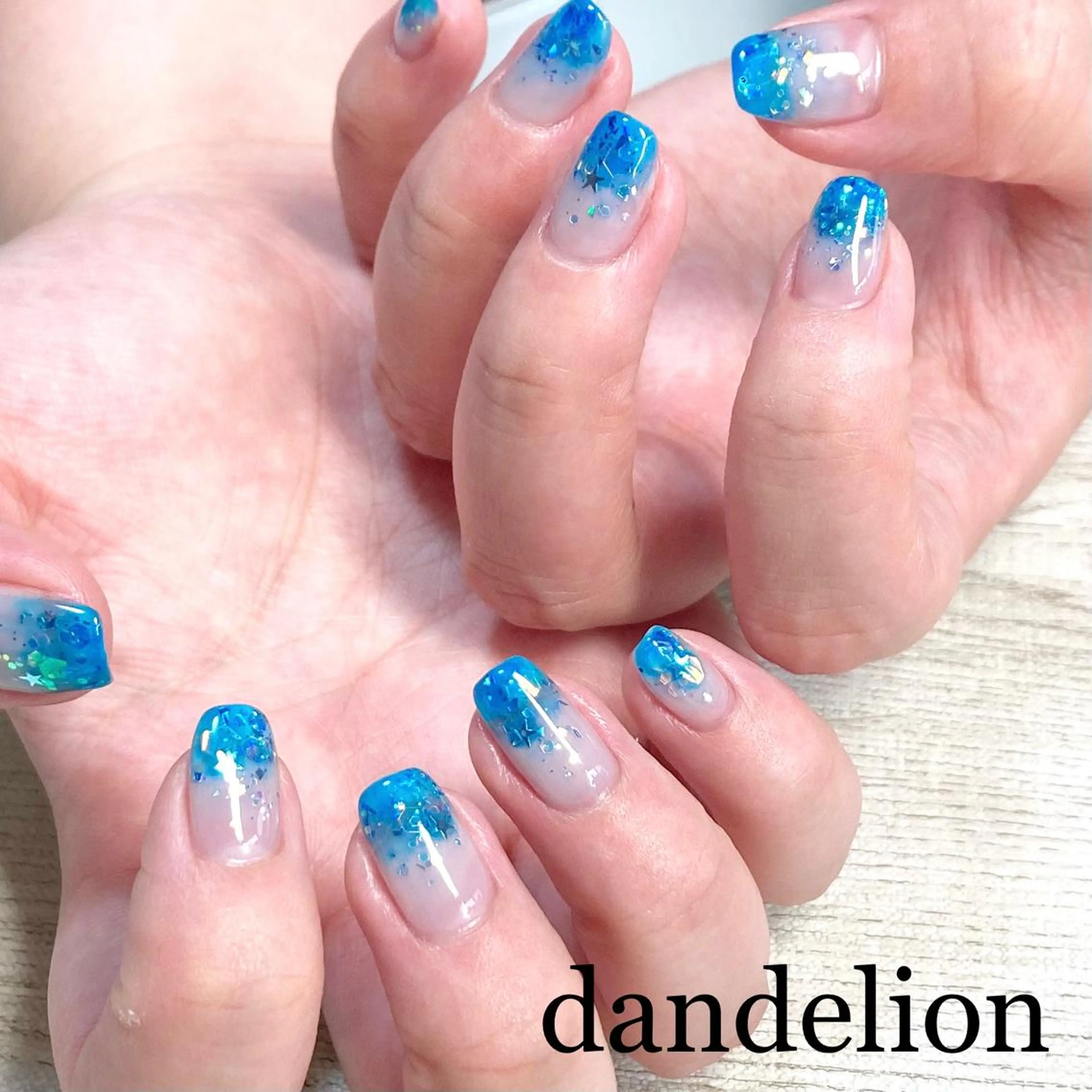 ネイル ハンドネイル ハンドケア dandelion ダンデライオンのネイルデザイン