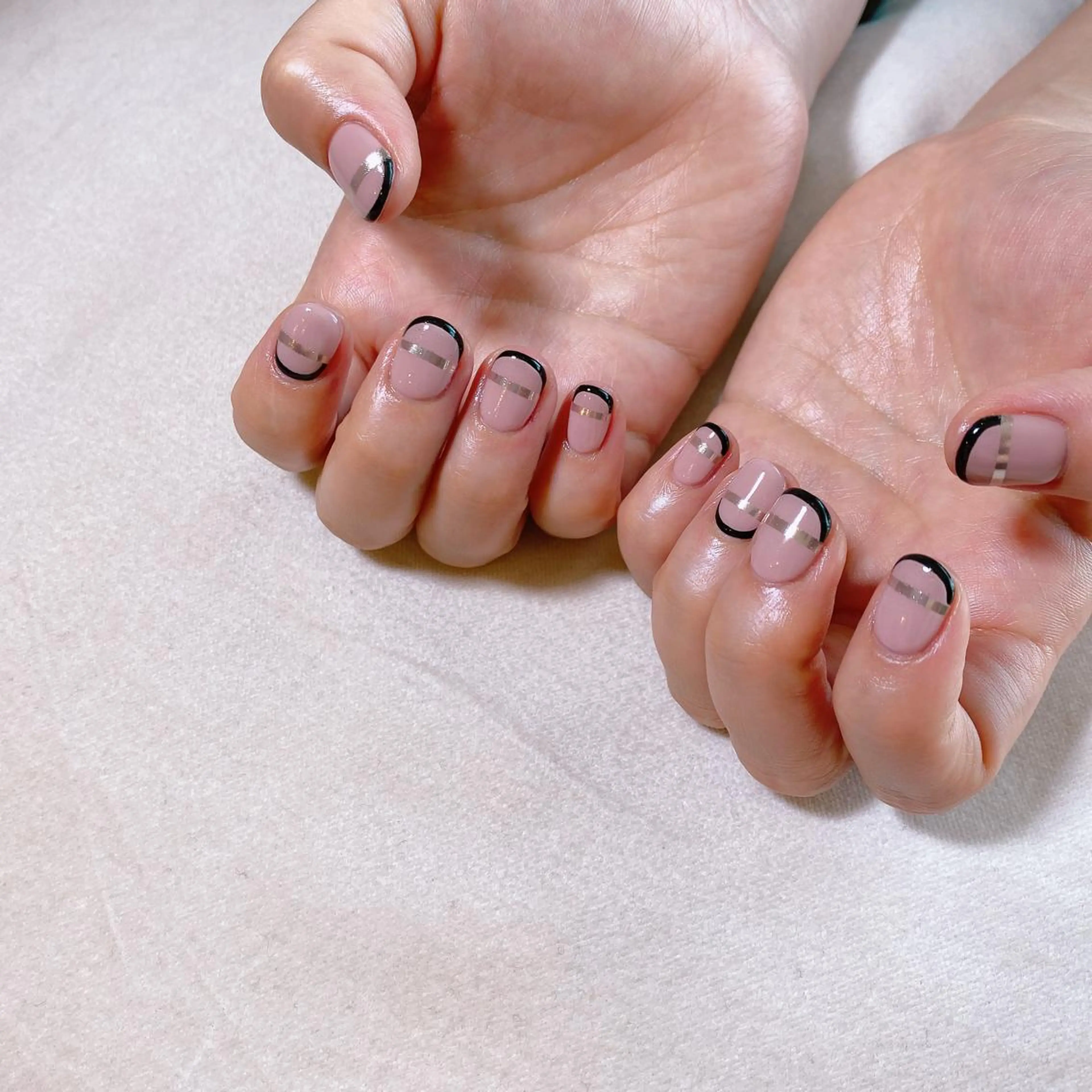 ネイル ミラーネイル Nail Room Bellisのネイルデザイン