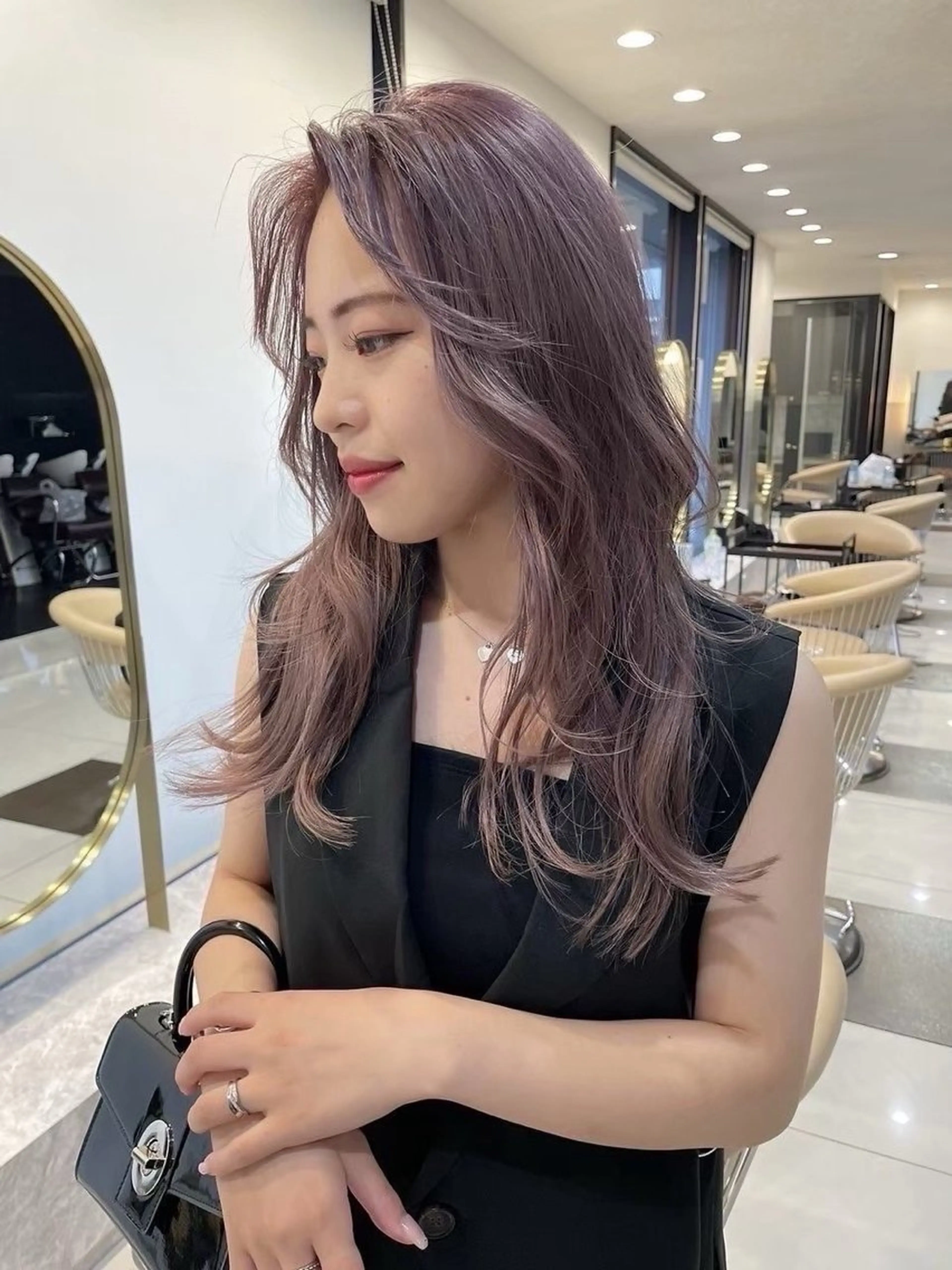 カラー 関 夏歩のヘアスタイル