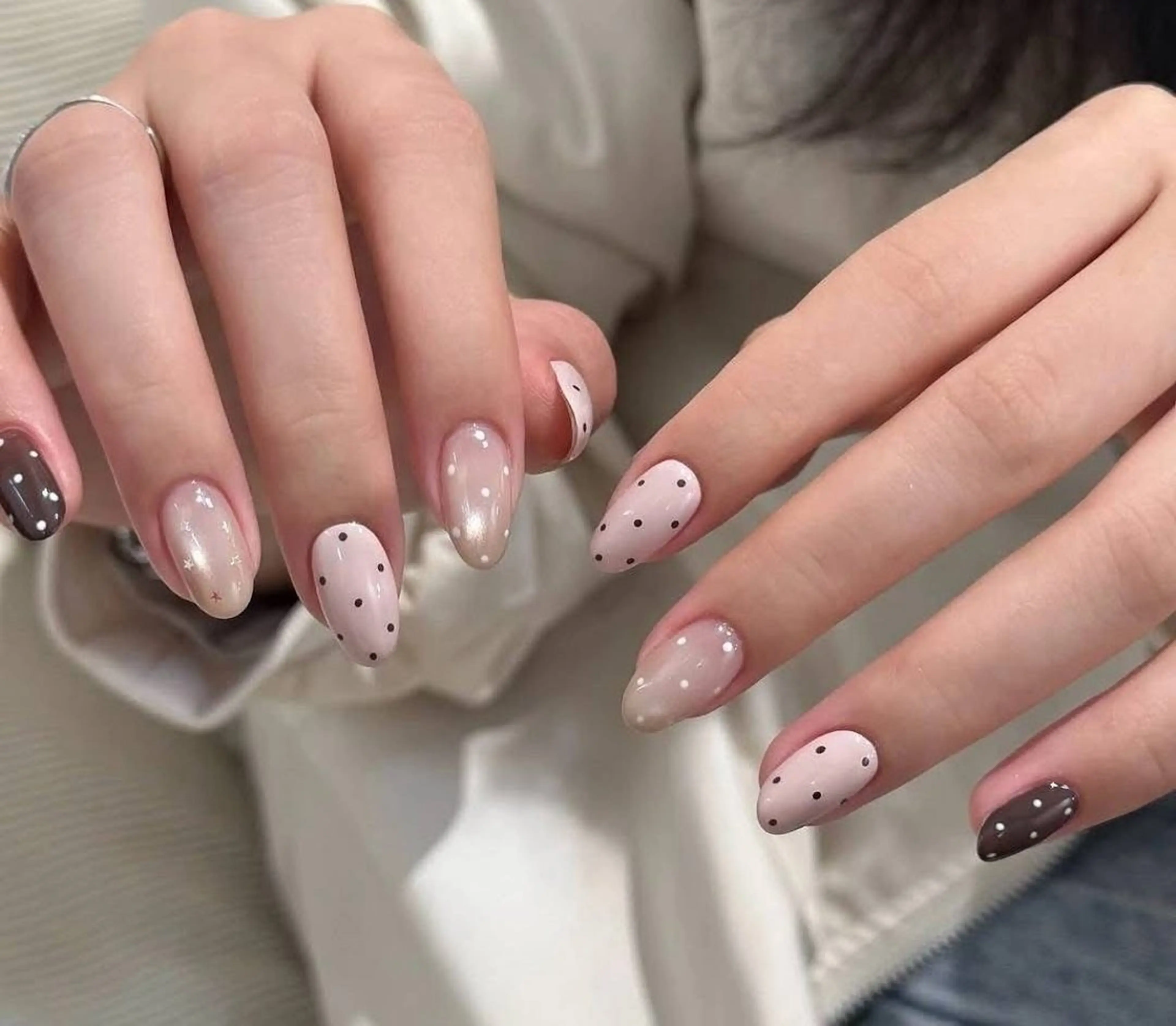 ネイル オーロラネイル ブルー チークネイル 長さ出し フットネイル ハンドネイル JIN 168 新大久保のネイルデザイン