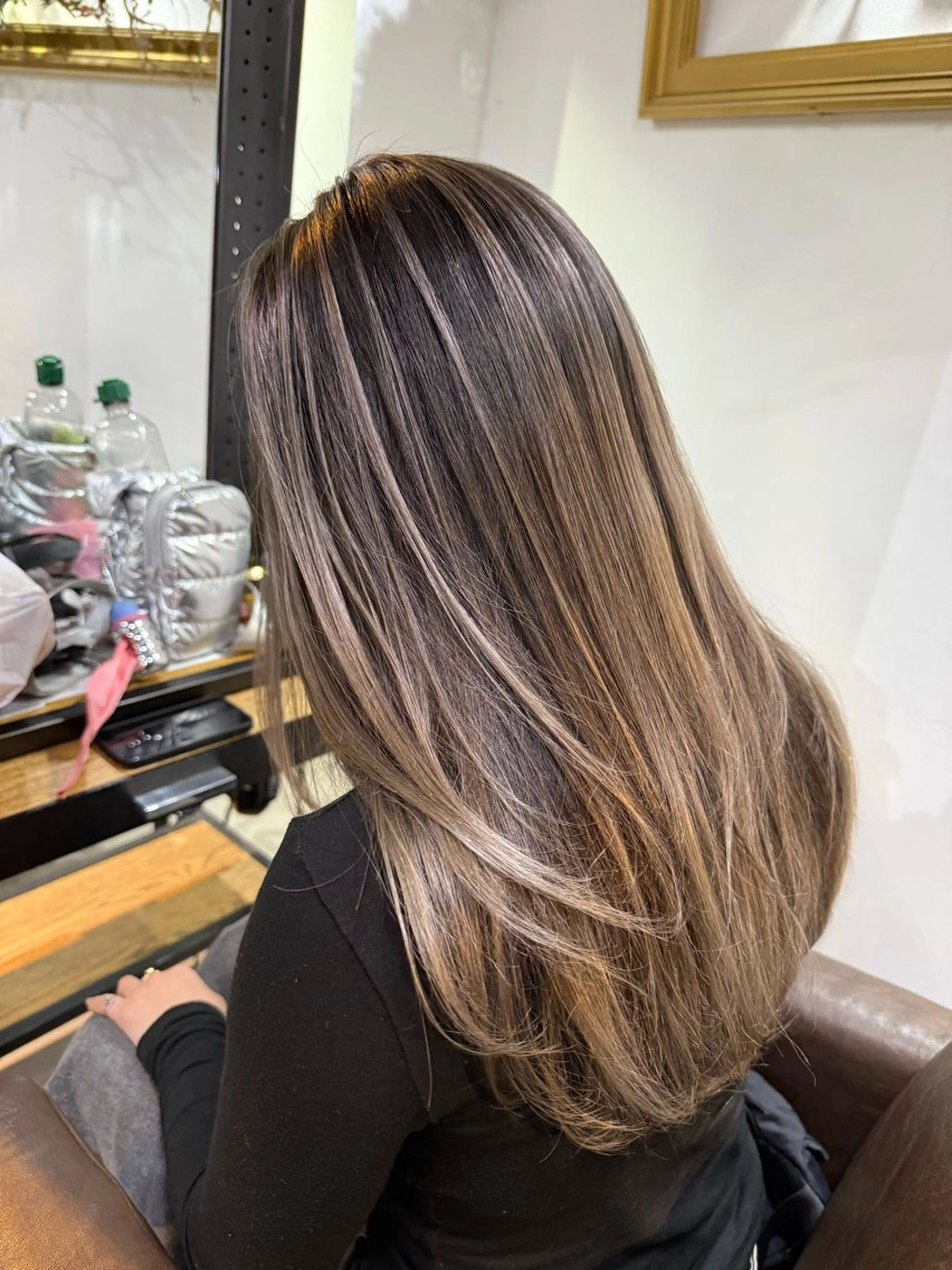 ロング レイヤーカット ヘアカラー 山影✨バレイヤージュ ハイライト✨メンズ◎のヘアスタイル