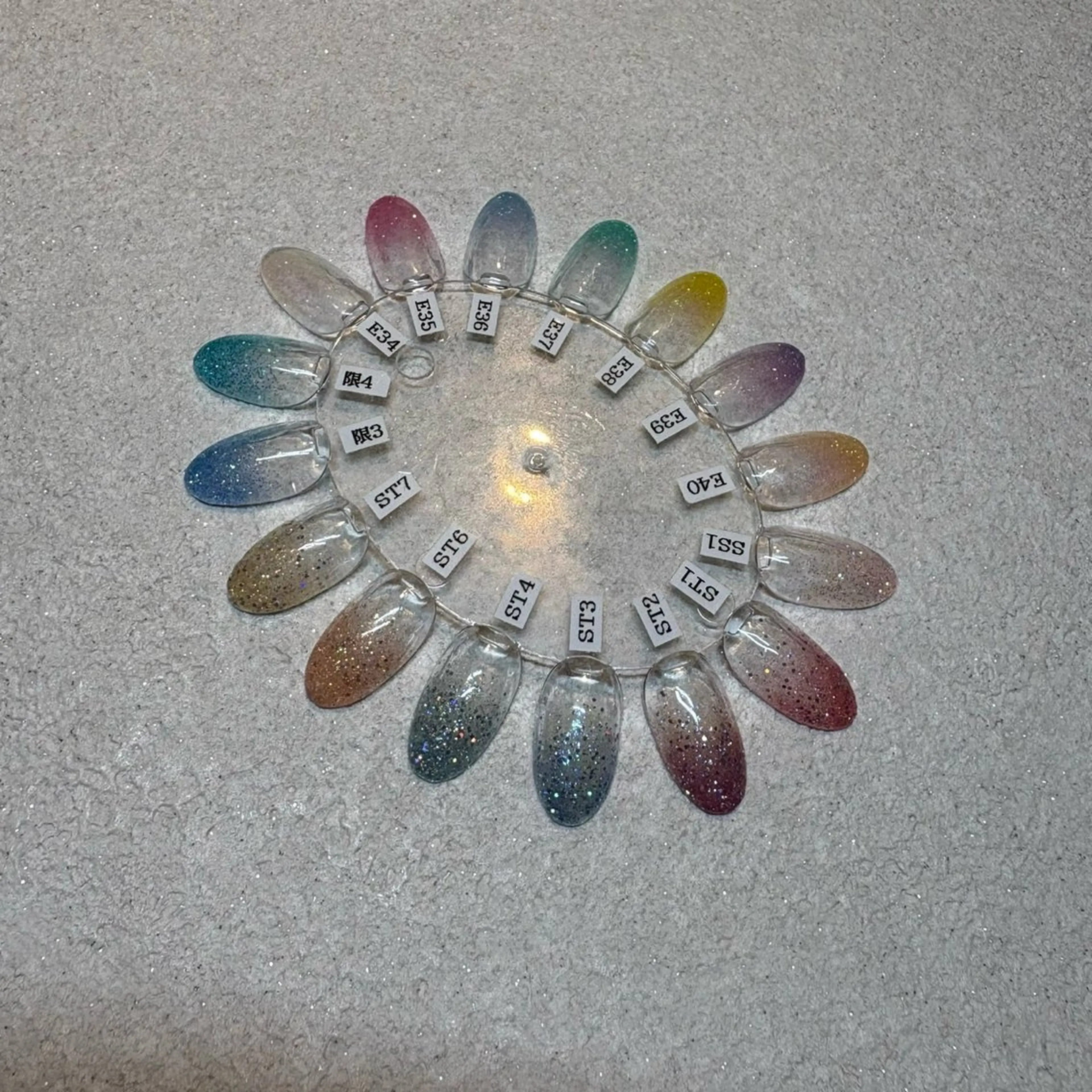 ネイル グラデーション ラメ(グリッター) ラメグラデーション 本八幡駅 yukaのネイルデザイン