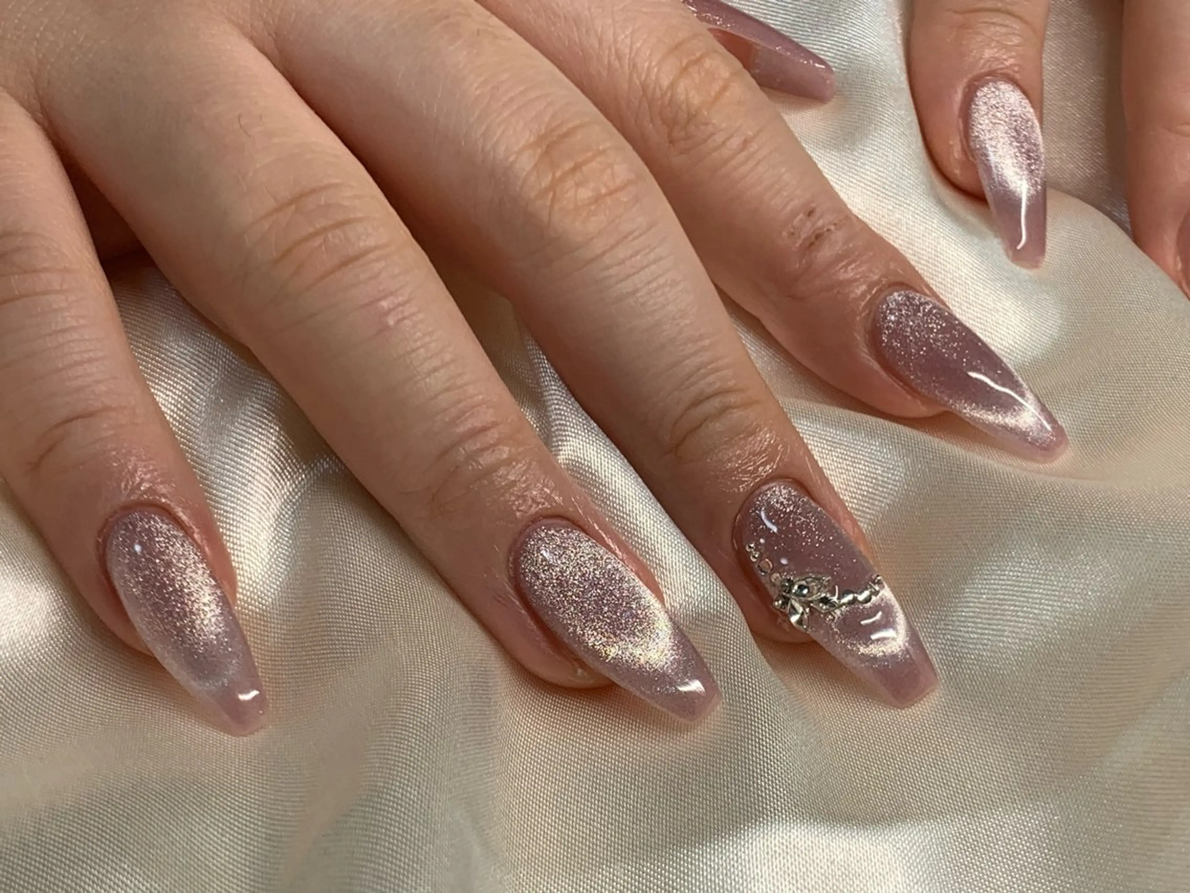 ネイル フレンチネイル マグネットネイル マグネットフレンチ ネイルチップ ハンドネイル ANA.CHUO NAILSのネイルデザイン