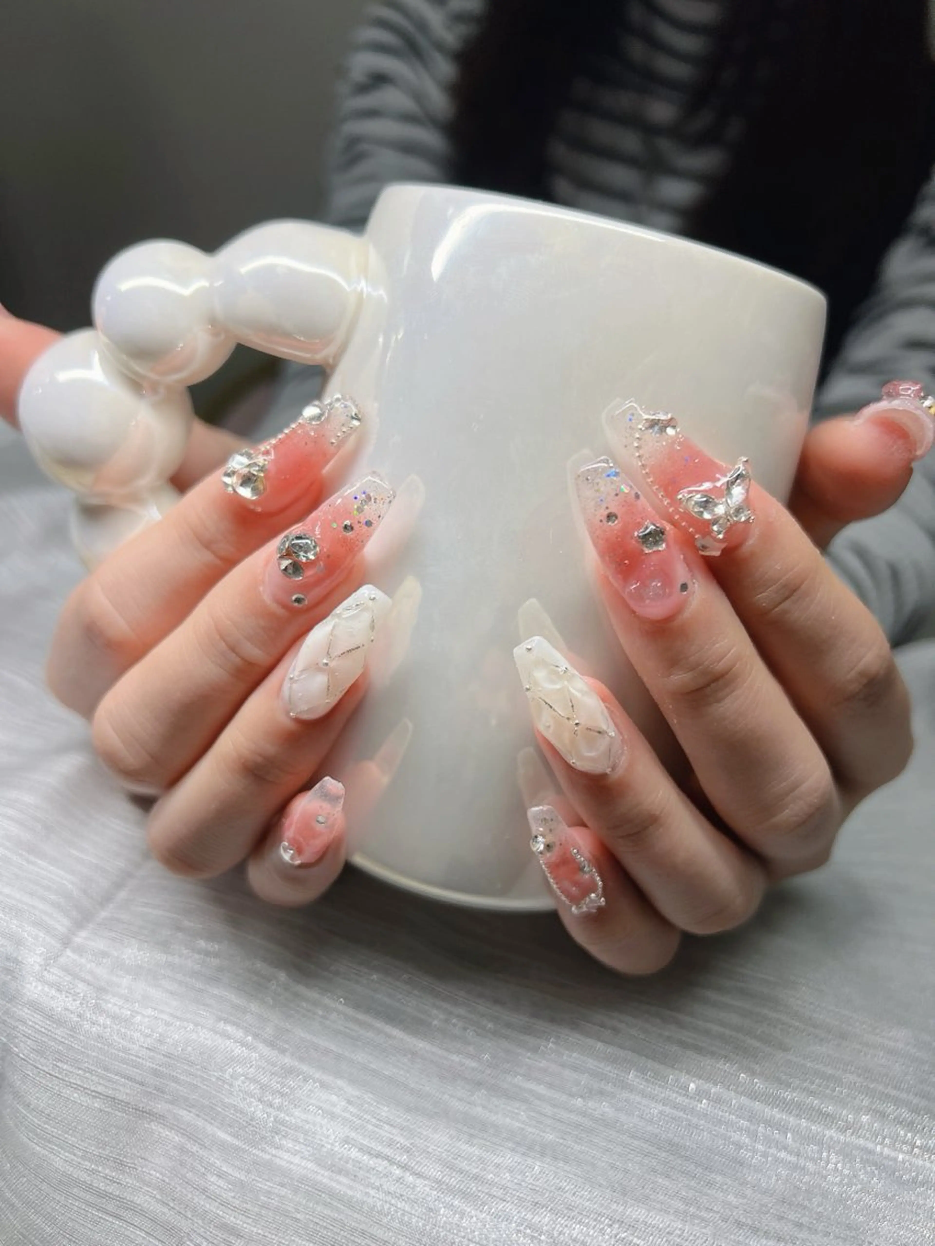 ネイル オーロラネイル チークネイル 長さ出し フットネイル フレンチネイル ハンドネイル Lee Nailsのネイルデザイン