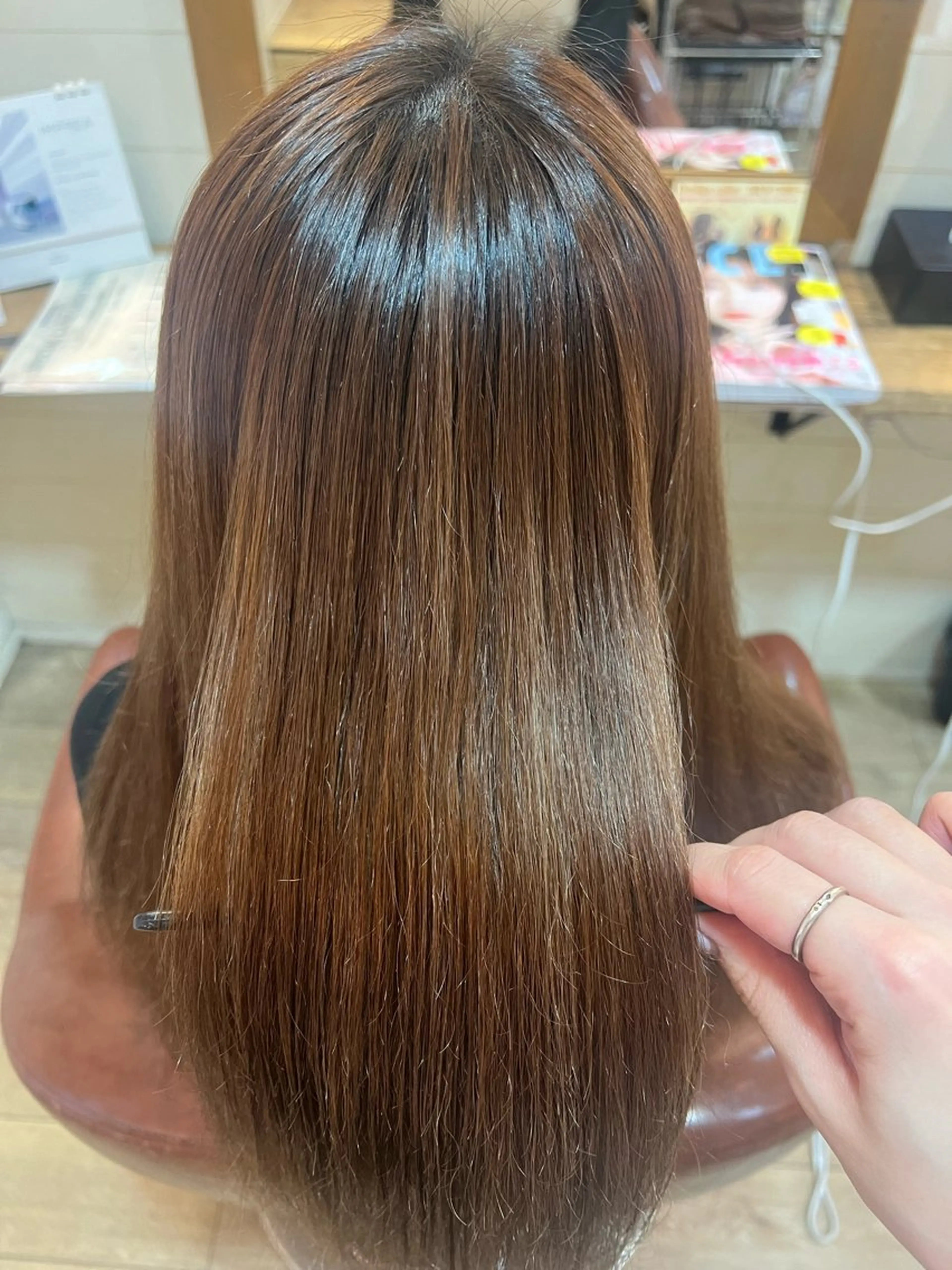 セミロング カラー 🐾 かとう 🐾のヘアスタイル