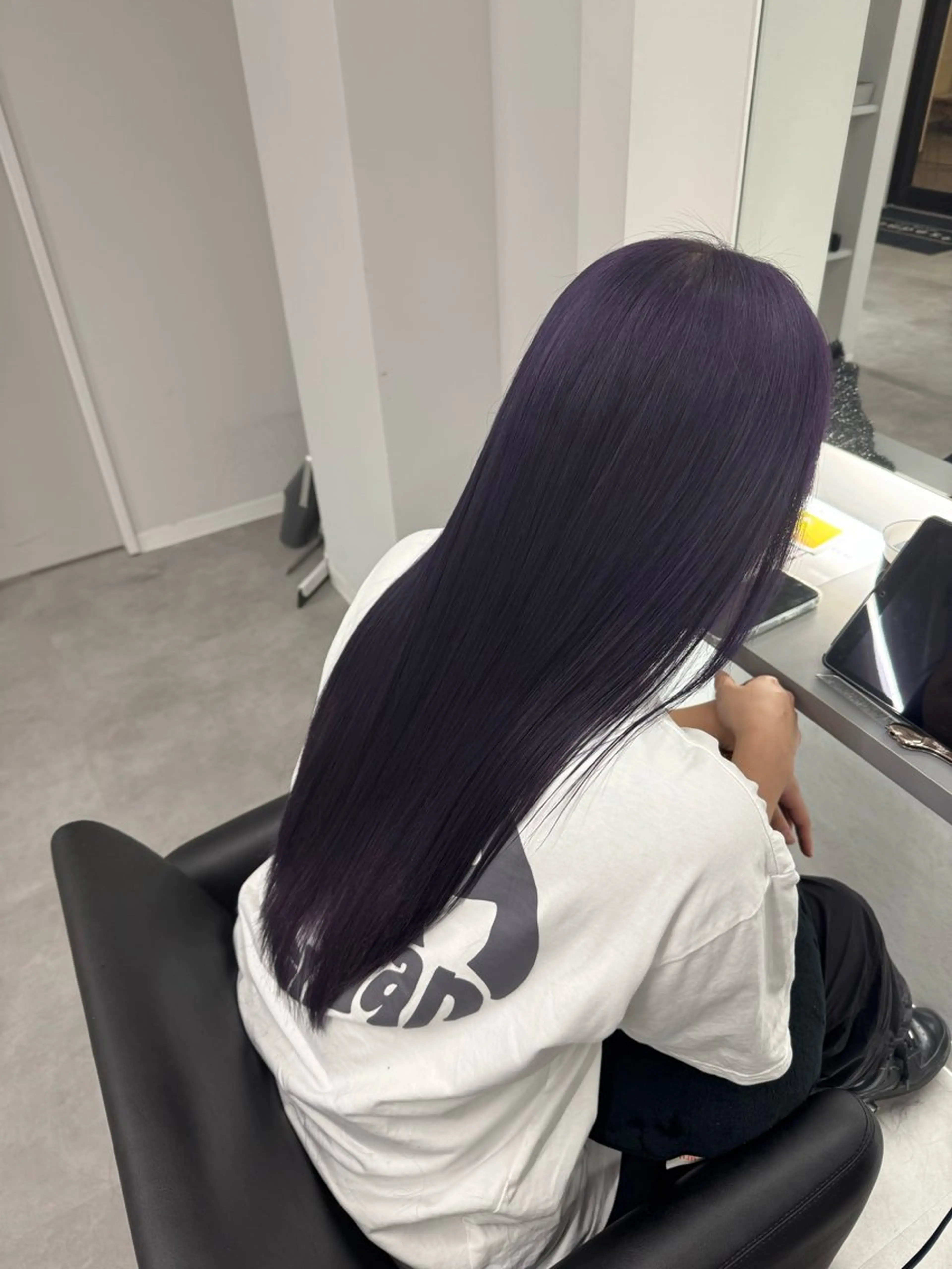 ロング ヘアカラー 中島 涼葉のヘアスタイル