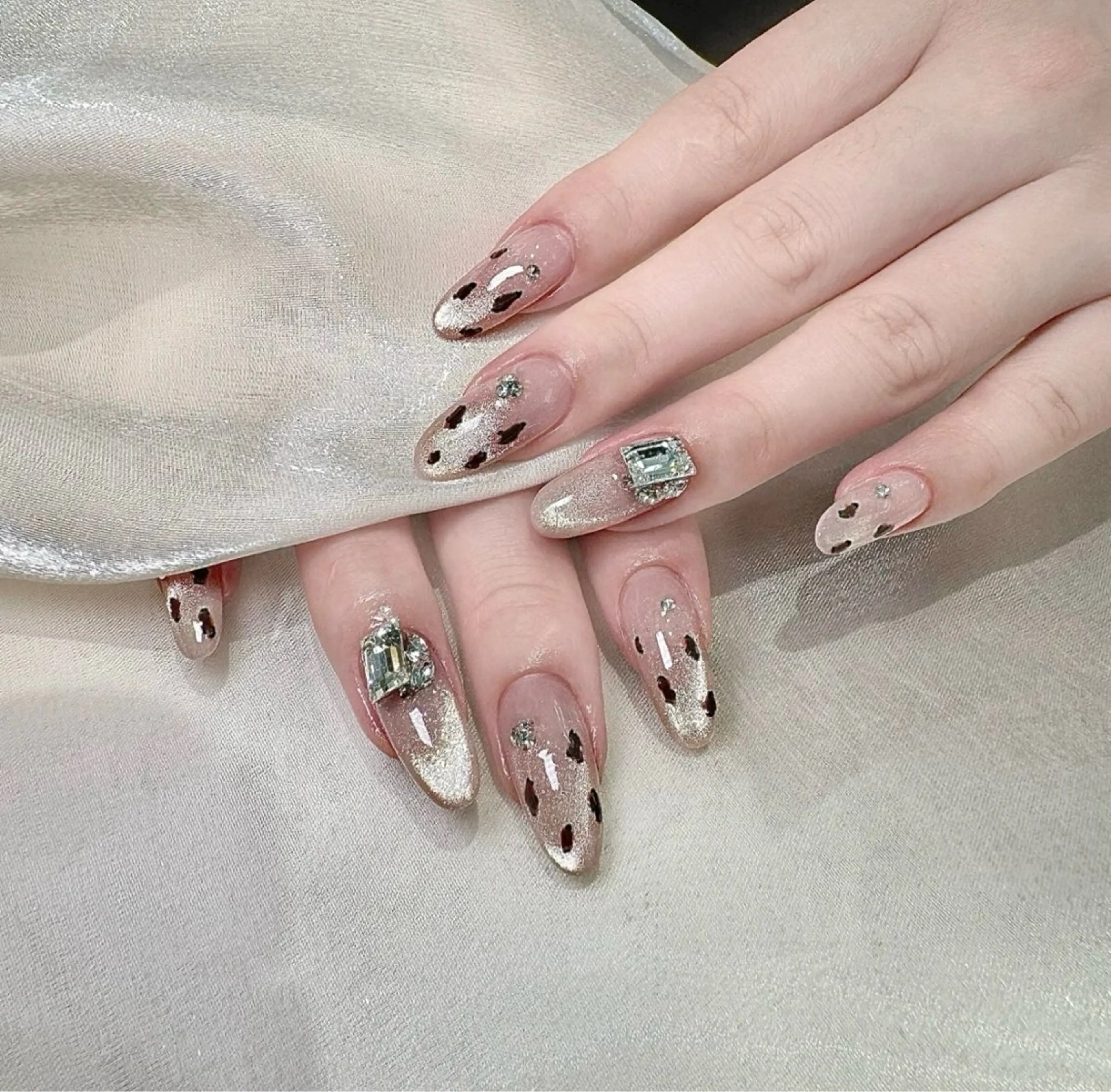 ネイル D-BEAUTY Nailsalonのネイルデザイン