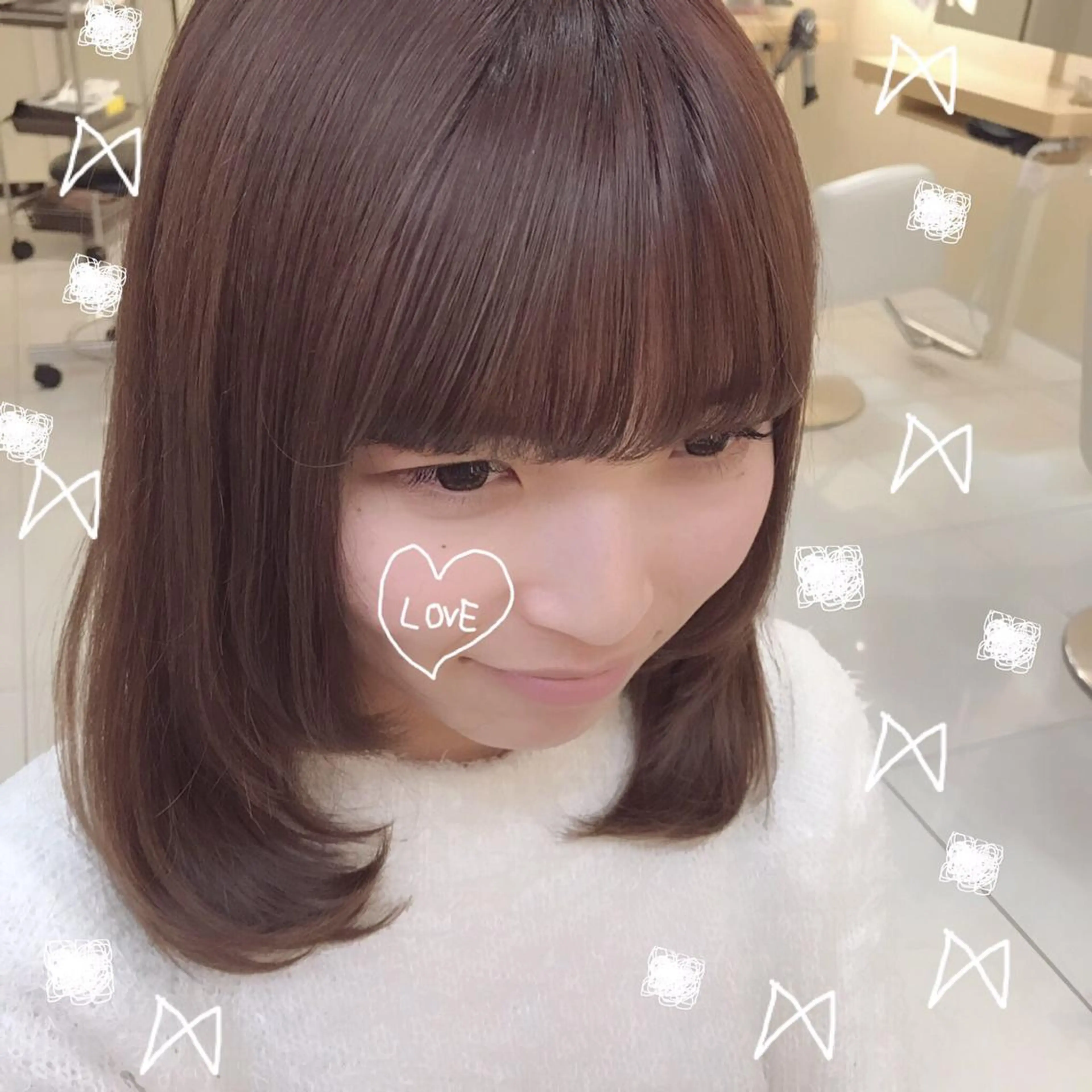 ミディアム カラー 顔まわりレイヤー レイヤーカット 新宿駅近♡個室 ♡関口三都季🌜のヘアスタイル
