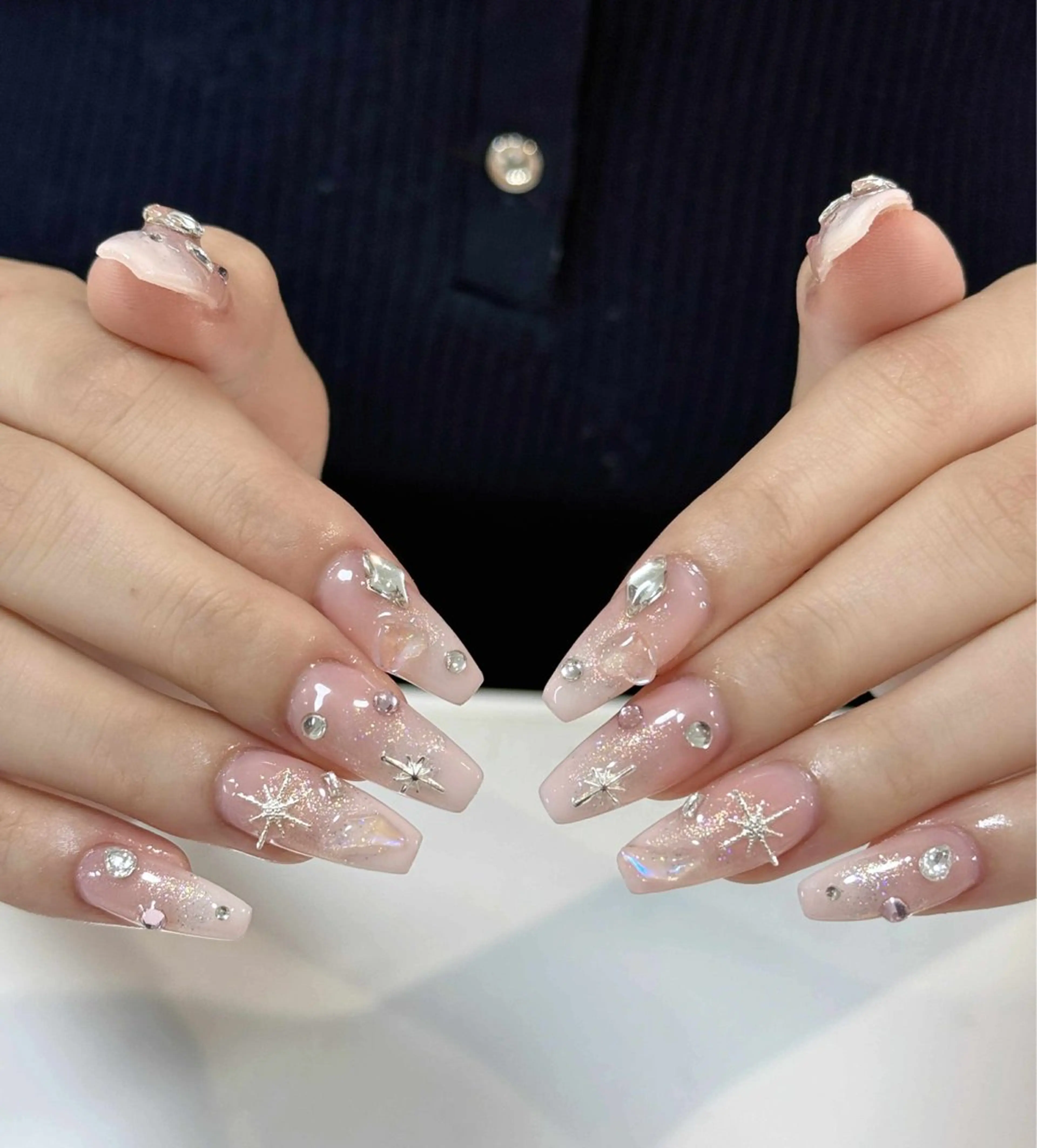 ネイル フレンチネイル ジェルネイル キラキラネイル 韓国ネイル レース Julli NailStudioのネイルデザイン