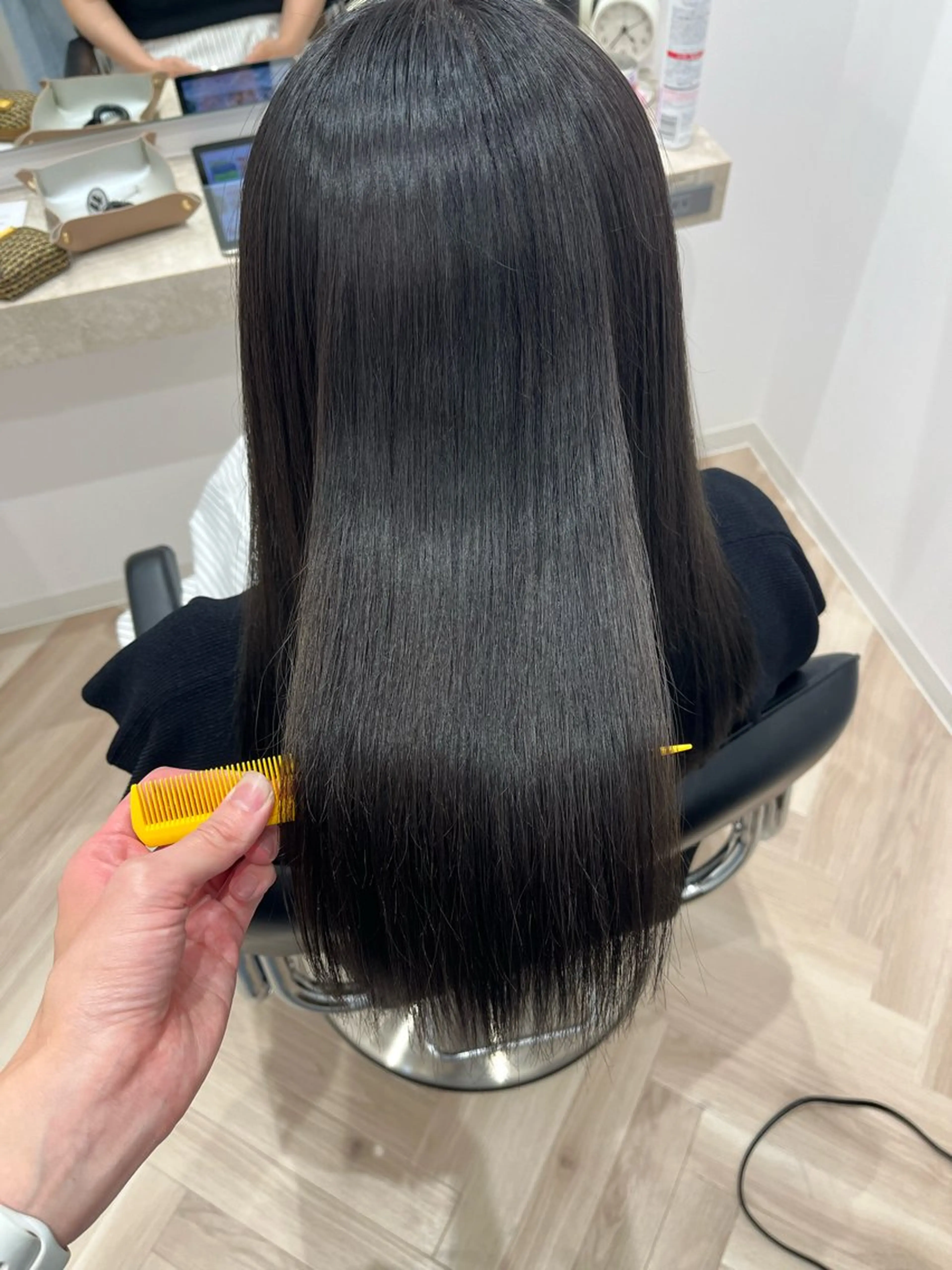 セミロング カラー グレージュ オリーブグレージュ オリーブグレー カット ヘアカラー トリートメント 🫧ぷる艶カラー🫧 Yuubi🦩のヘアスタイル