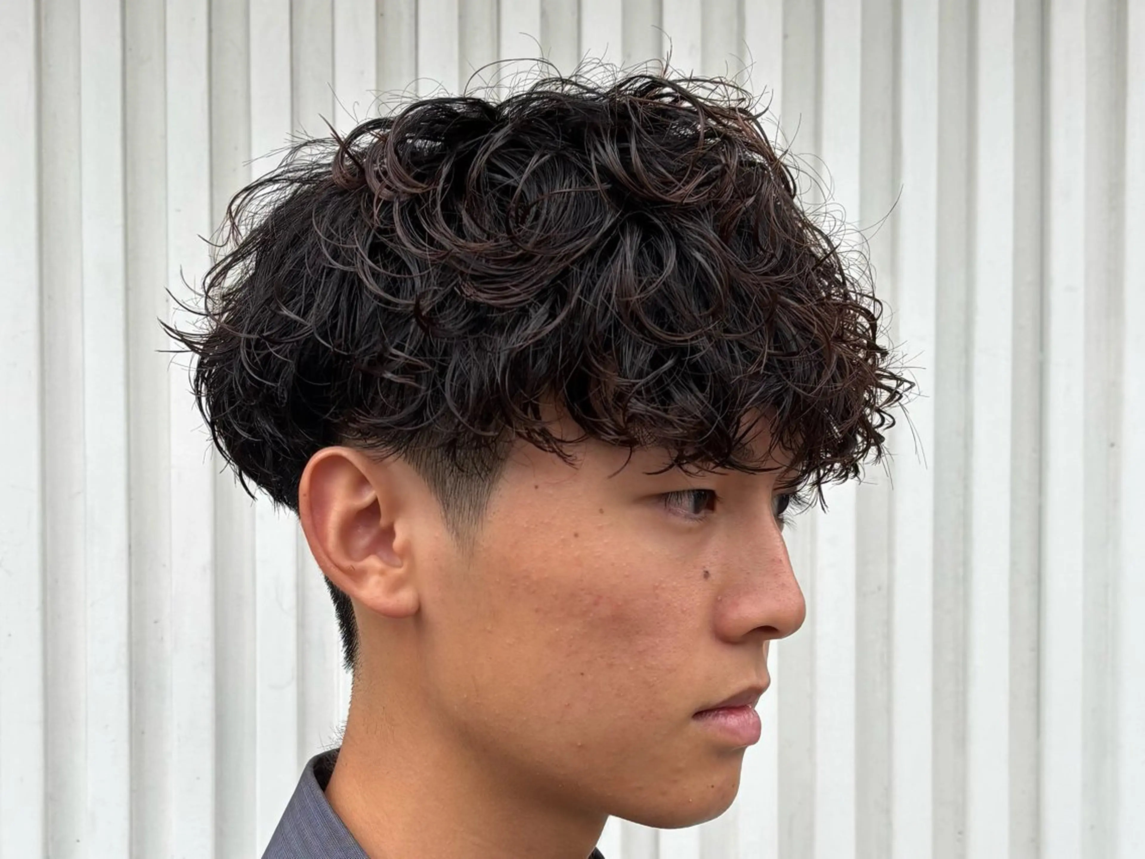 ショート パーマ メンズ カット パーマ フェザーパーマメンズ ツイスパ京都駅前のヘアスタイル