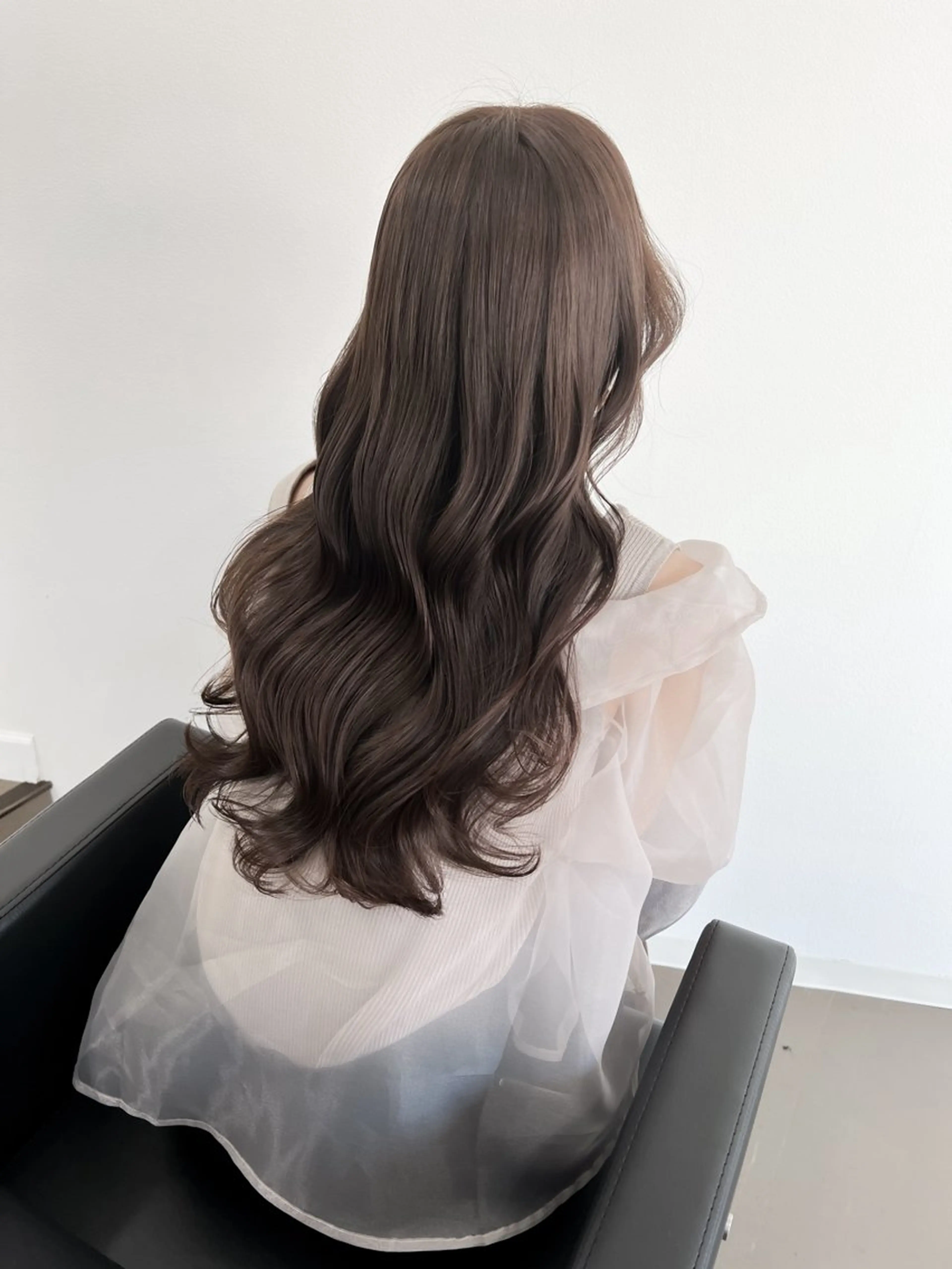 ロング カラー 透明感カラー 韓国風ヘア レイヤーカット ヘアカラー トリートメント ioe 元町のヘアスタイル