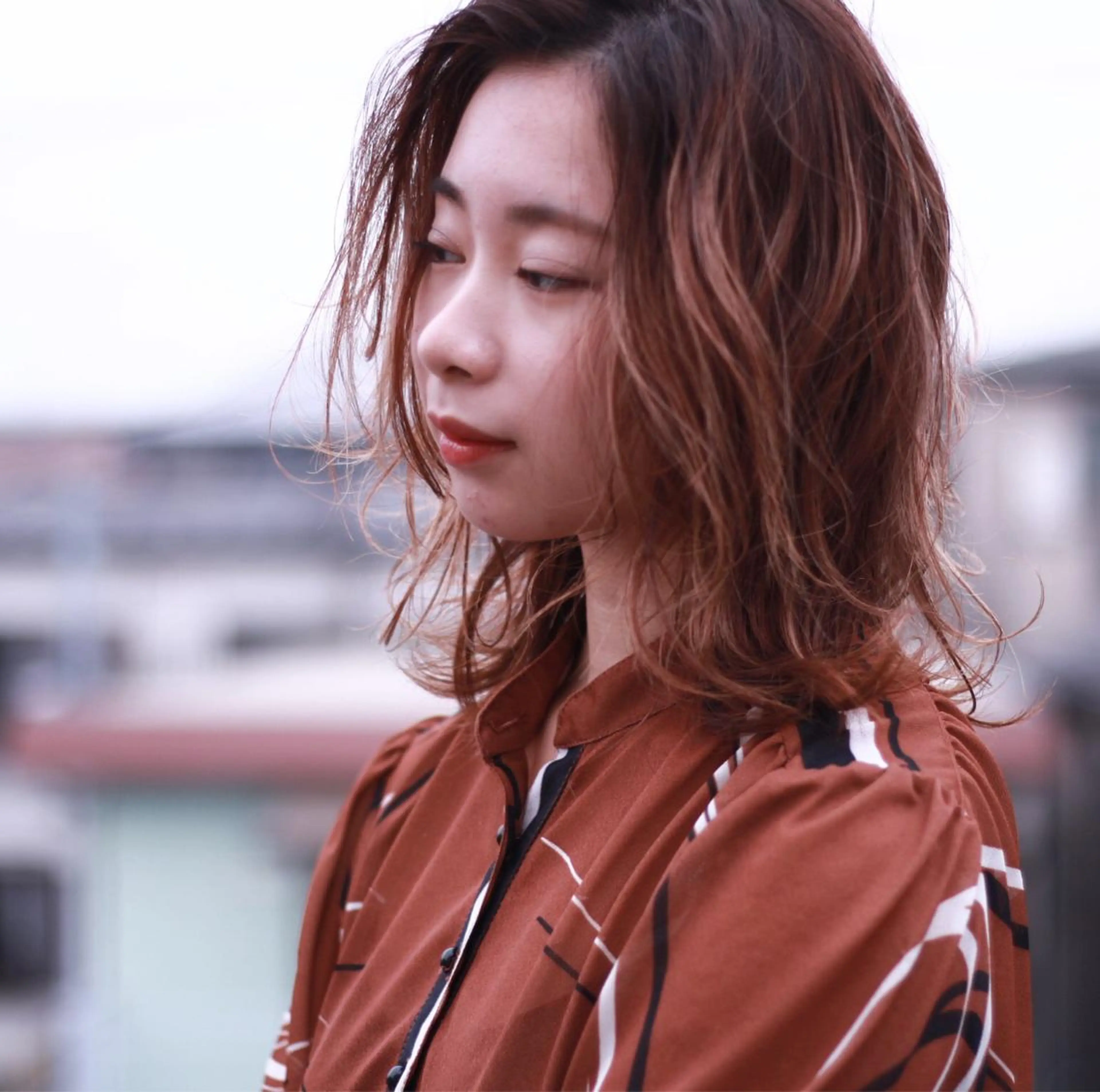 ミディアム カラー ミディアムレイヤー レイヤーカット ROOM所属・髪質改善・縮毛矯正/ 下村陽平のヘアスタイル