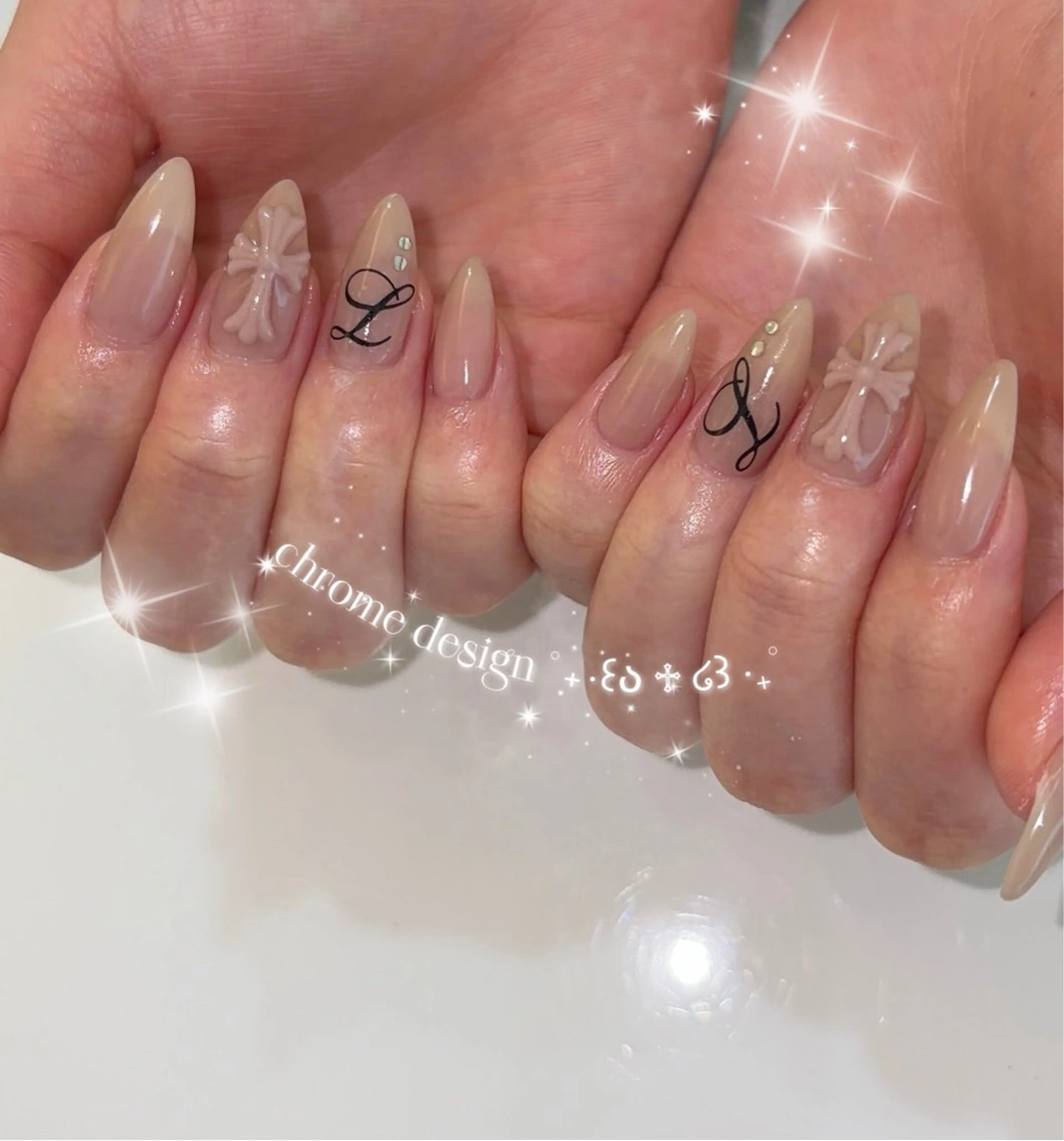 ネイル ハンドネイル ViViA momokaのネイルデザイン