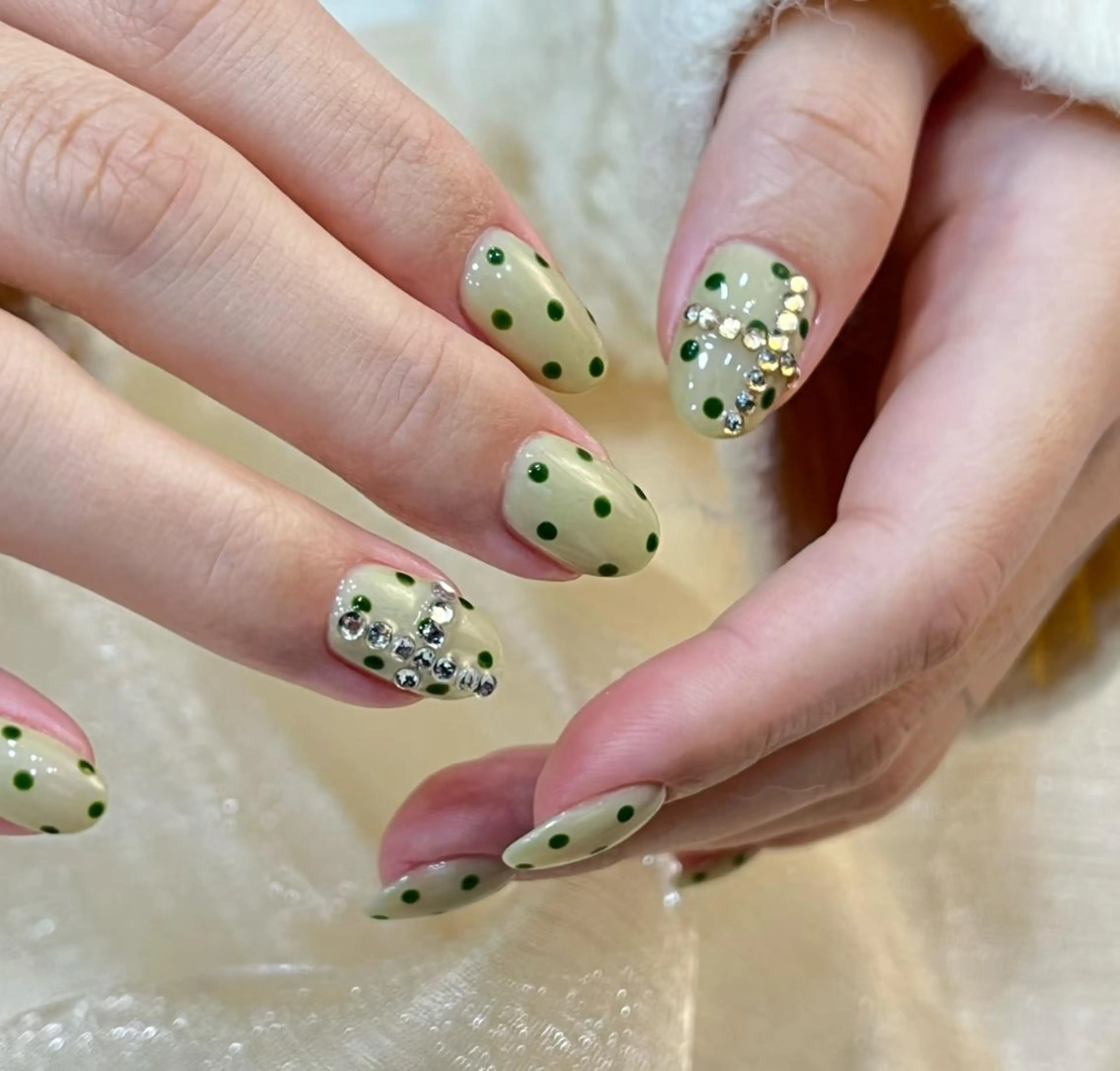 ネイル ハンドネイル エリ🫧 nail池袋東口のネイルデザイン