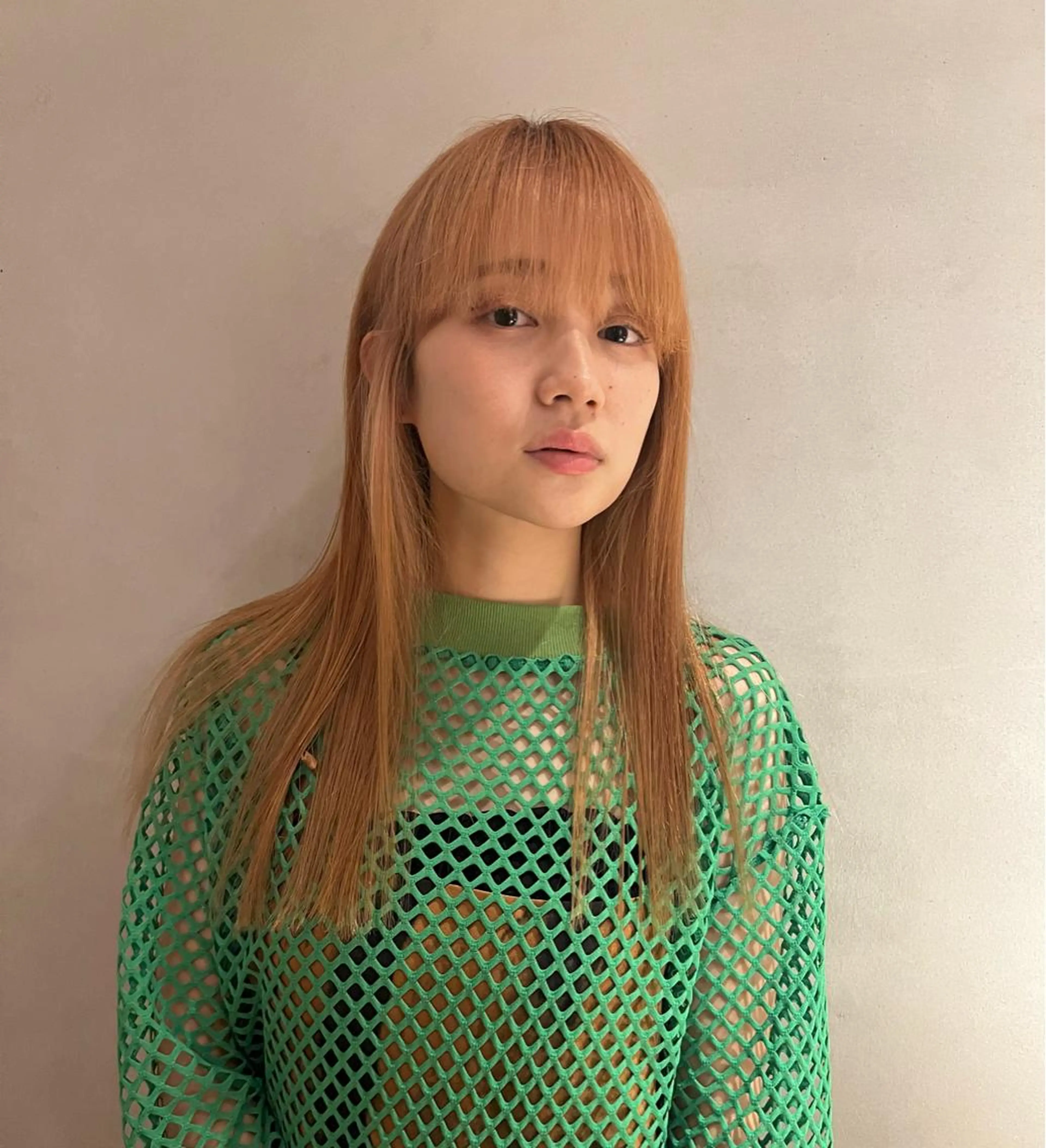 ロング ミルクティーベージュ outaのヘアスタイル