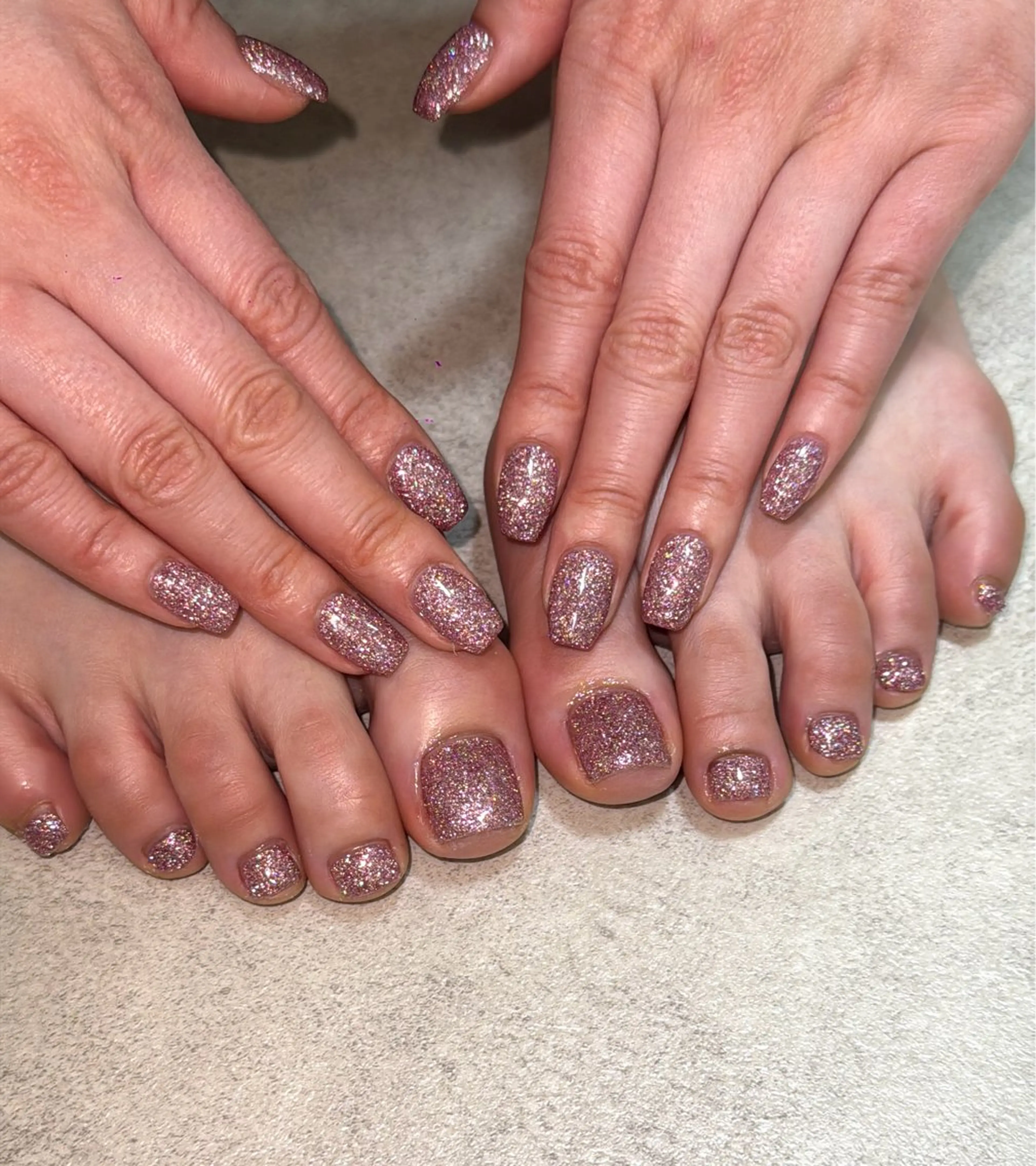 ネイル フットネイル ネイルルーム チャームのネイルデザイン