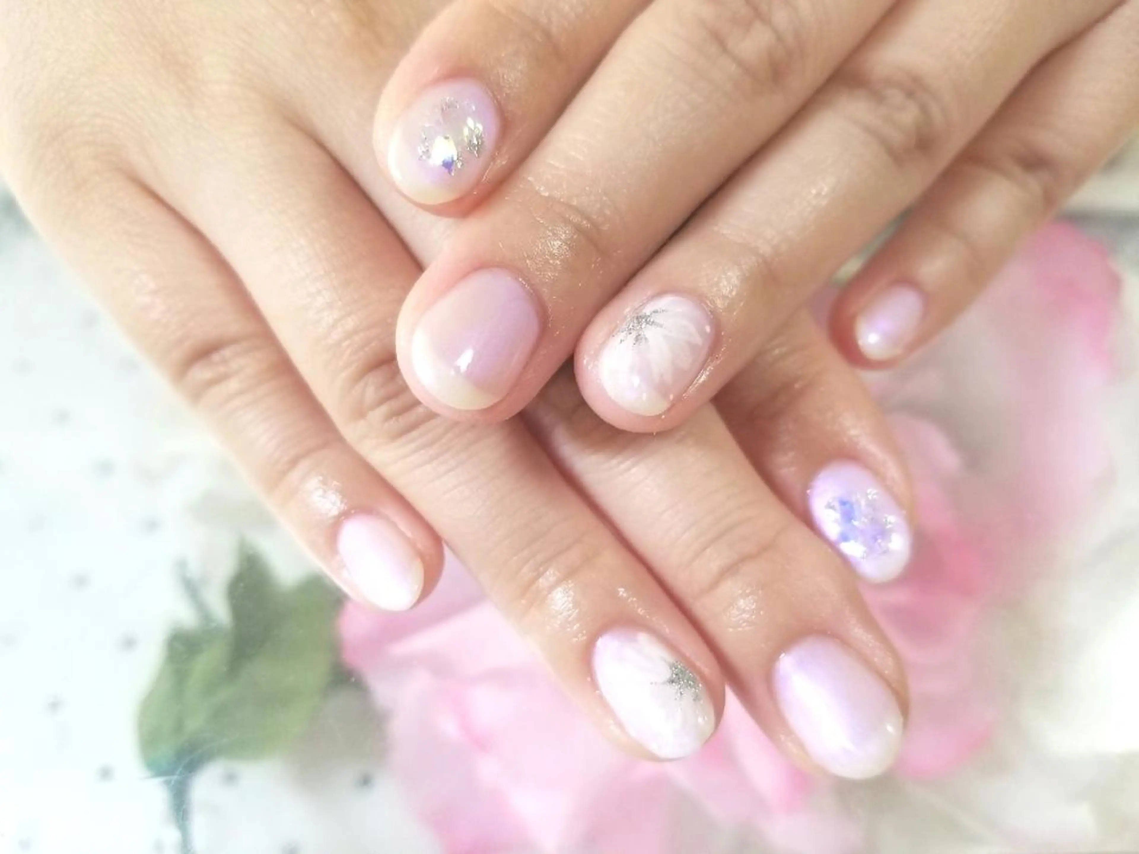 ネイル フラワーネイル nail salon ipuniのネイルデザイン