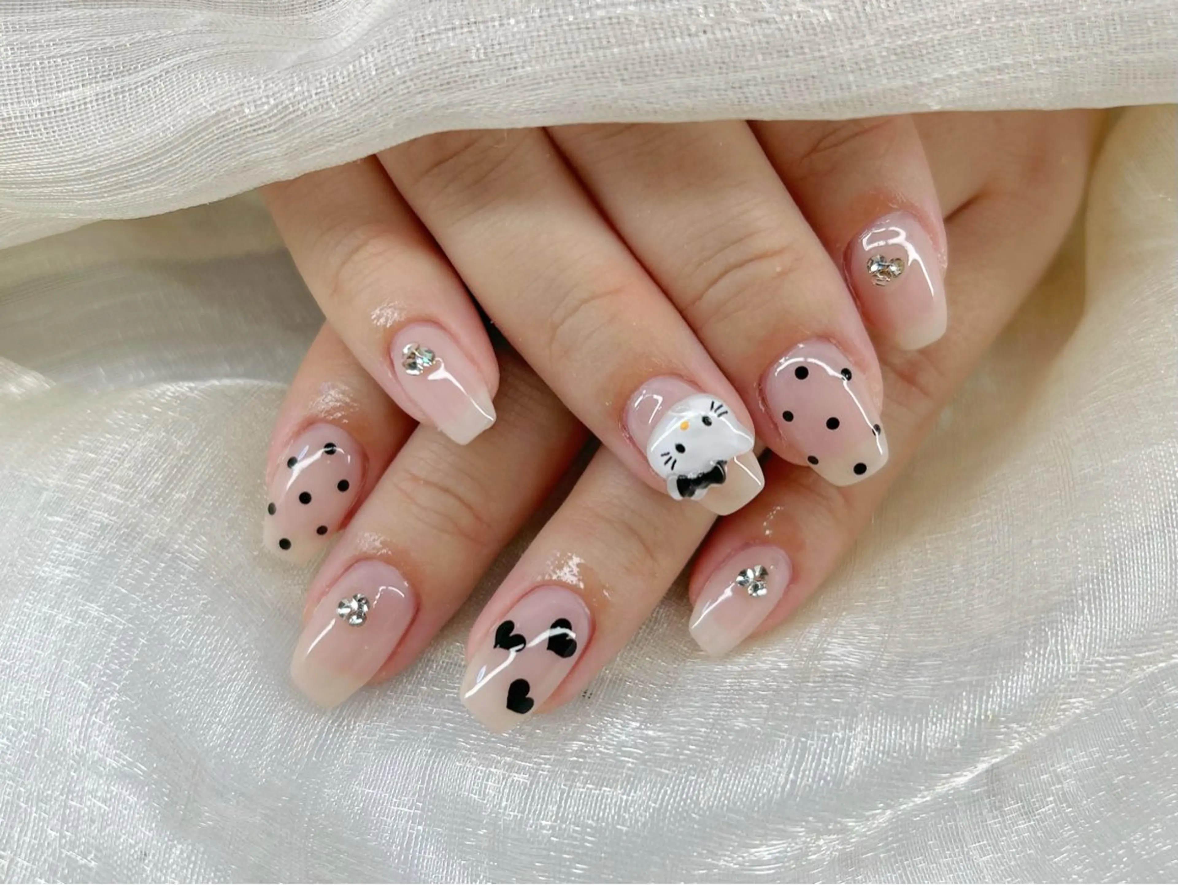 ネイル ハンドネイル Lino Nailのネイルデザイン