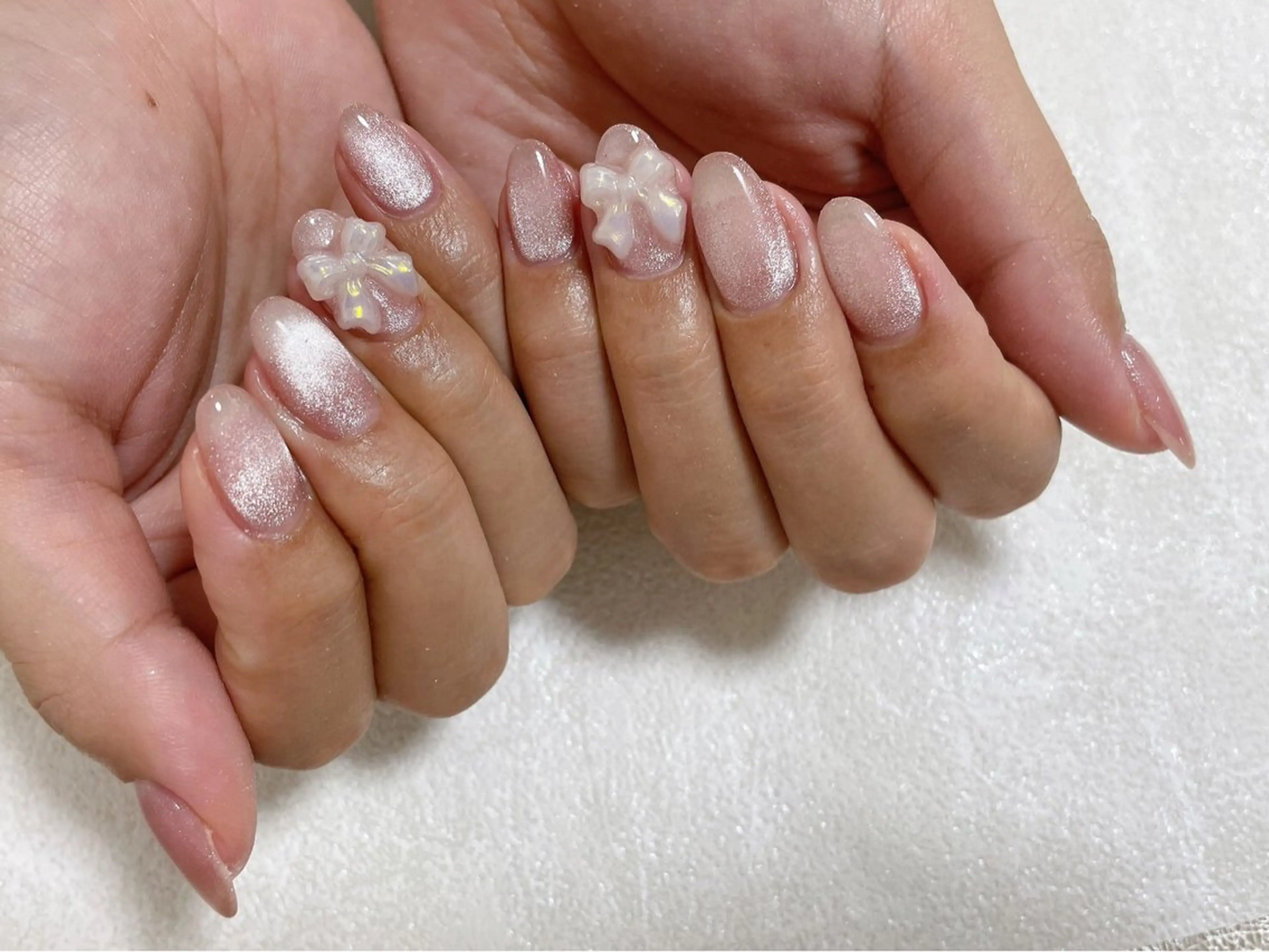 ネイル オーロラネイル フットネイル フレンチネイル ジェルネイル マグネットネイル ハンドネイル mogunail &blowのネイルデザイン