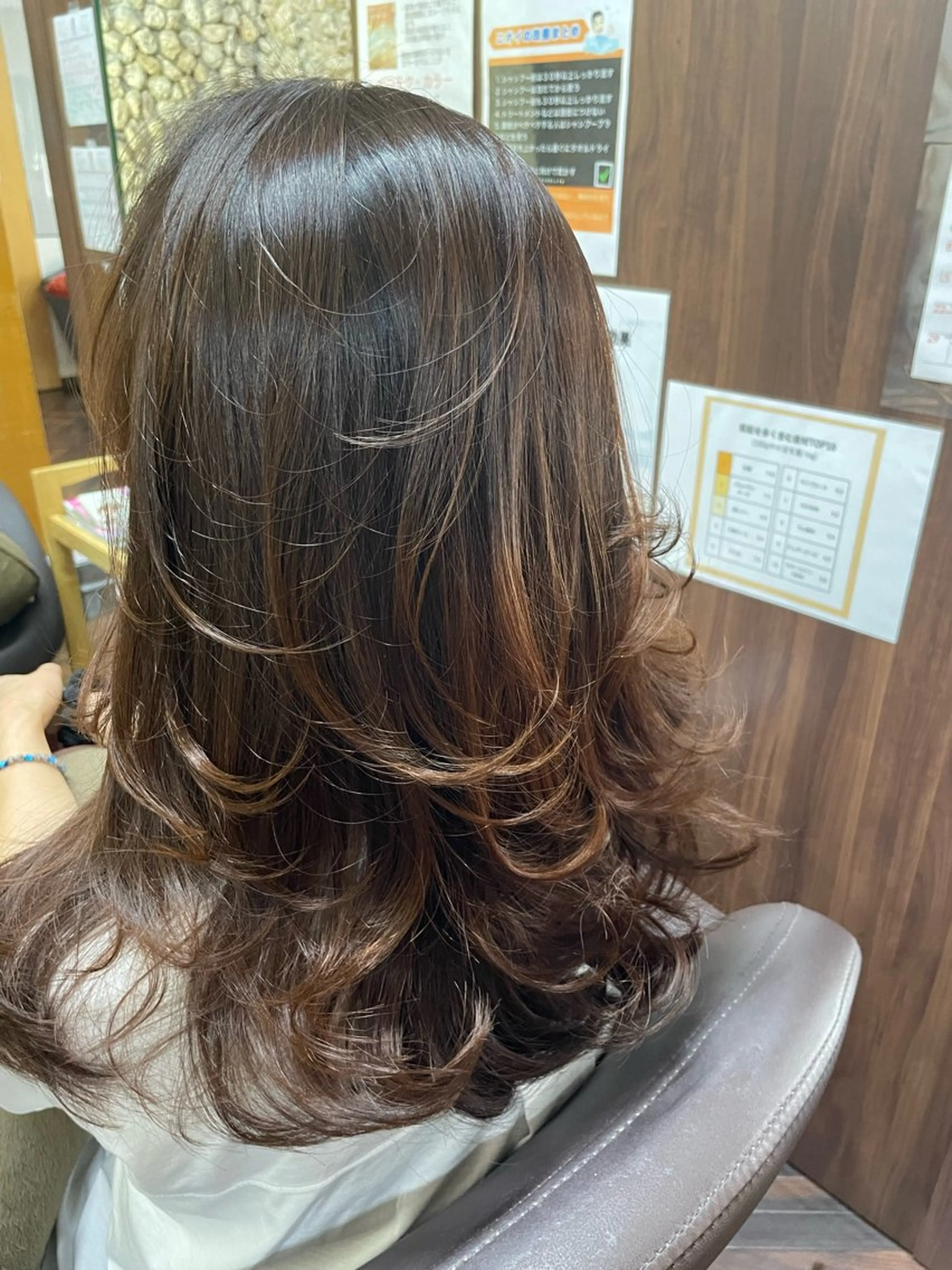 ロング カラー katae sayoriのヘアスタイル