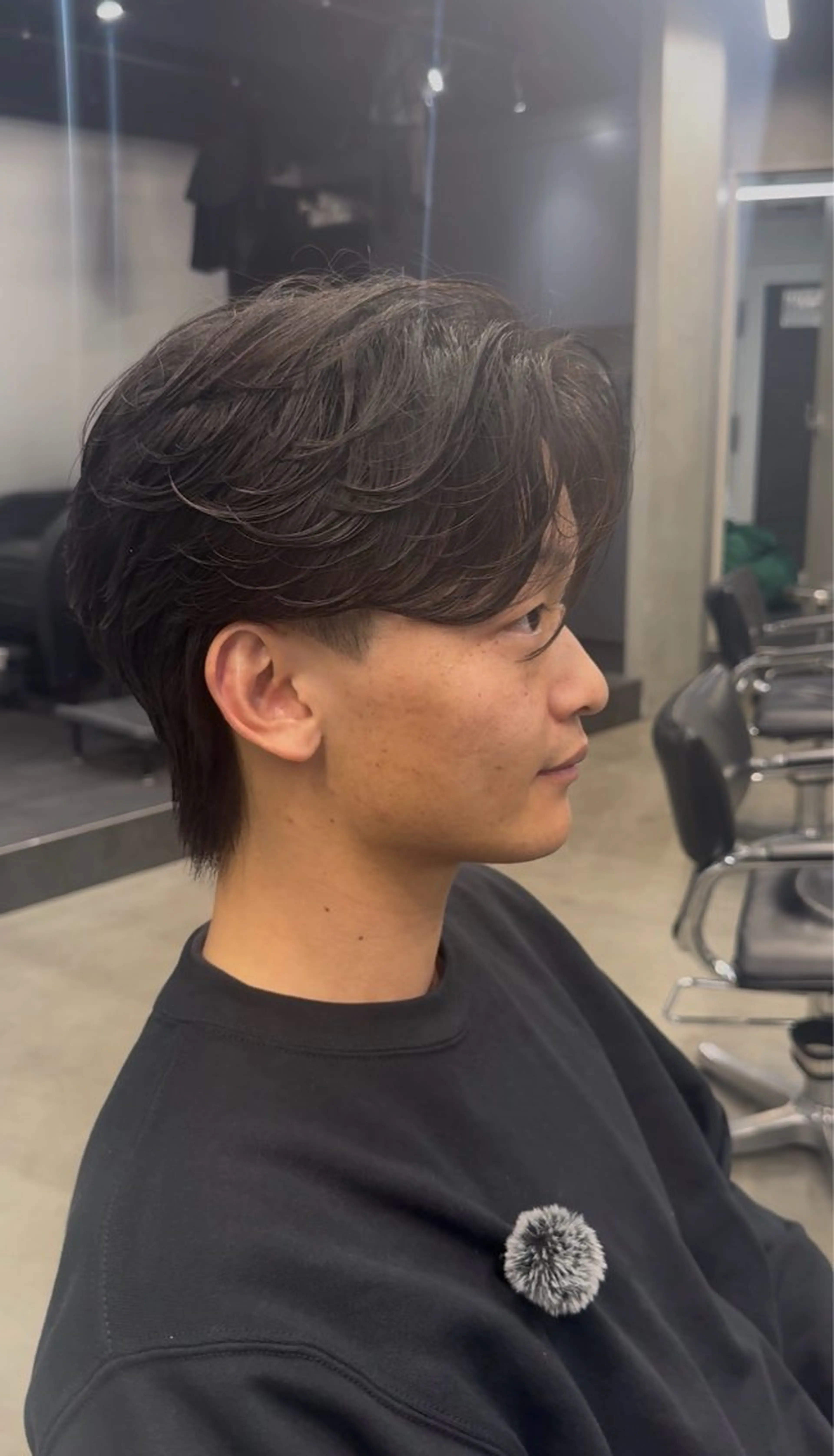 パーマ メンズ フェザーパーマ メンズ韓国風 メンズパーマ カット パーマ fifth 新谷 來のヘアスタイル