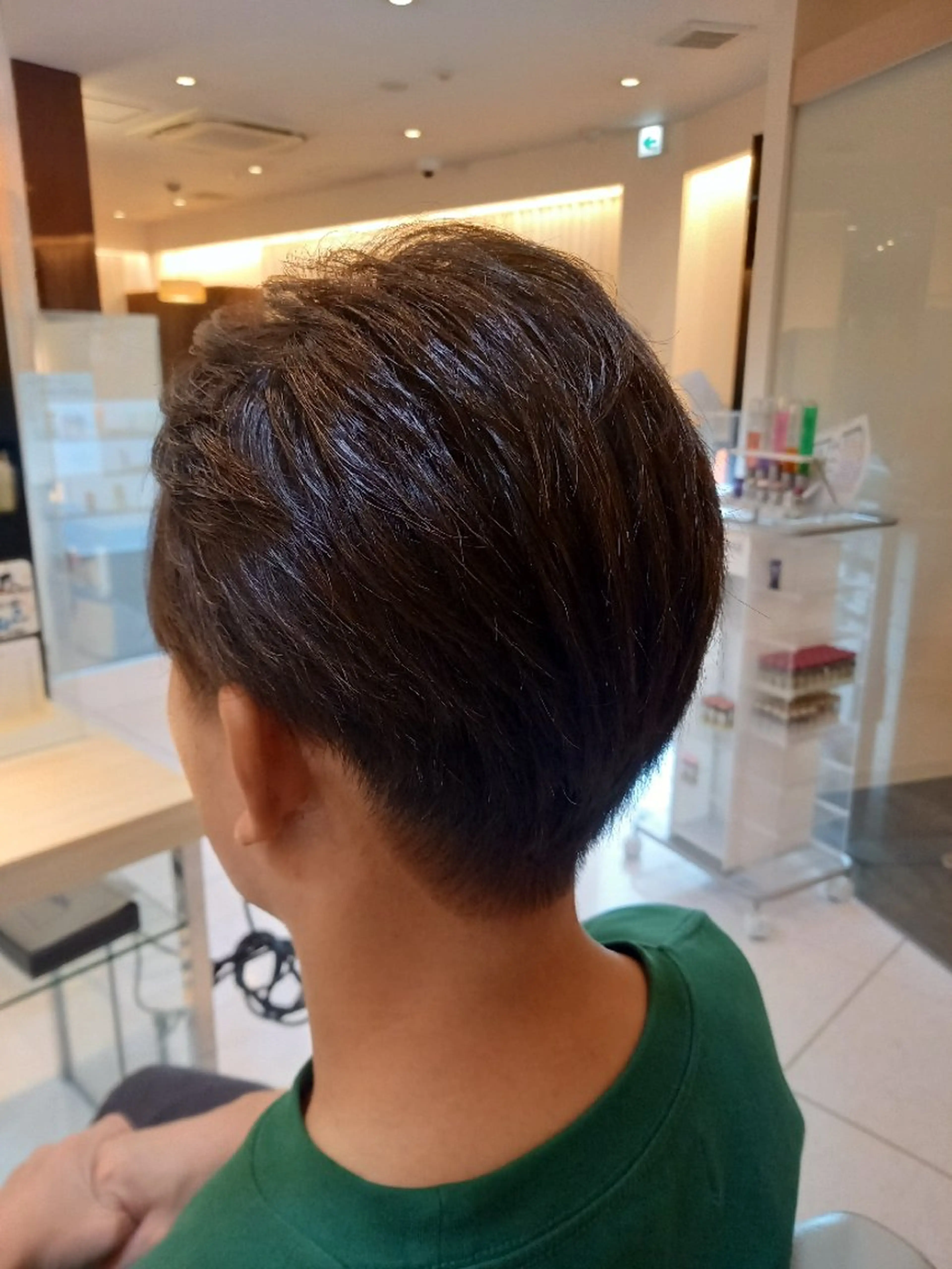 メンズ 飯田・髪質改善縮毛矯 正・カラー・パーマのヘアスタイル