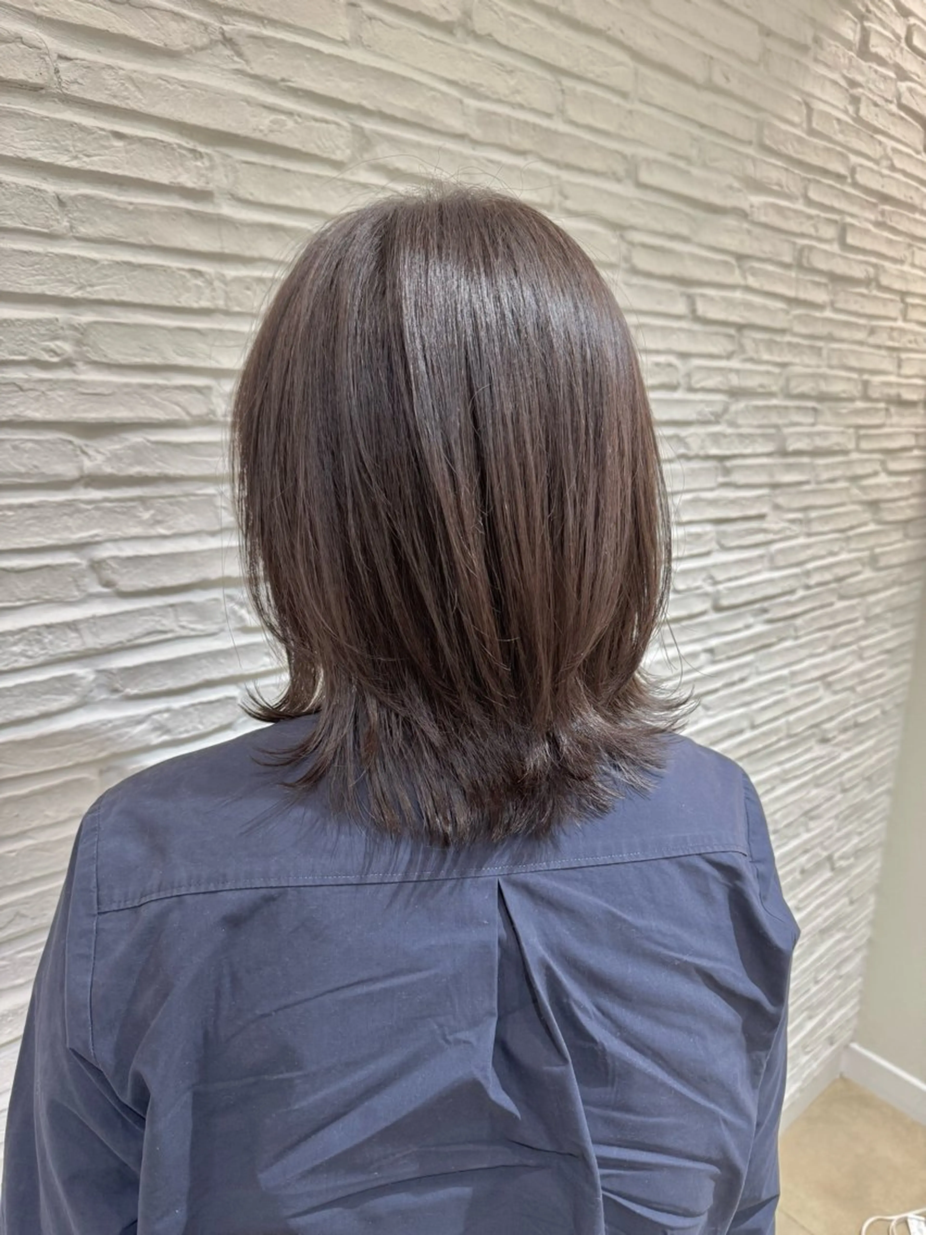 ミディアム 前平 友慈のヘアスタイル