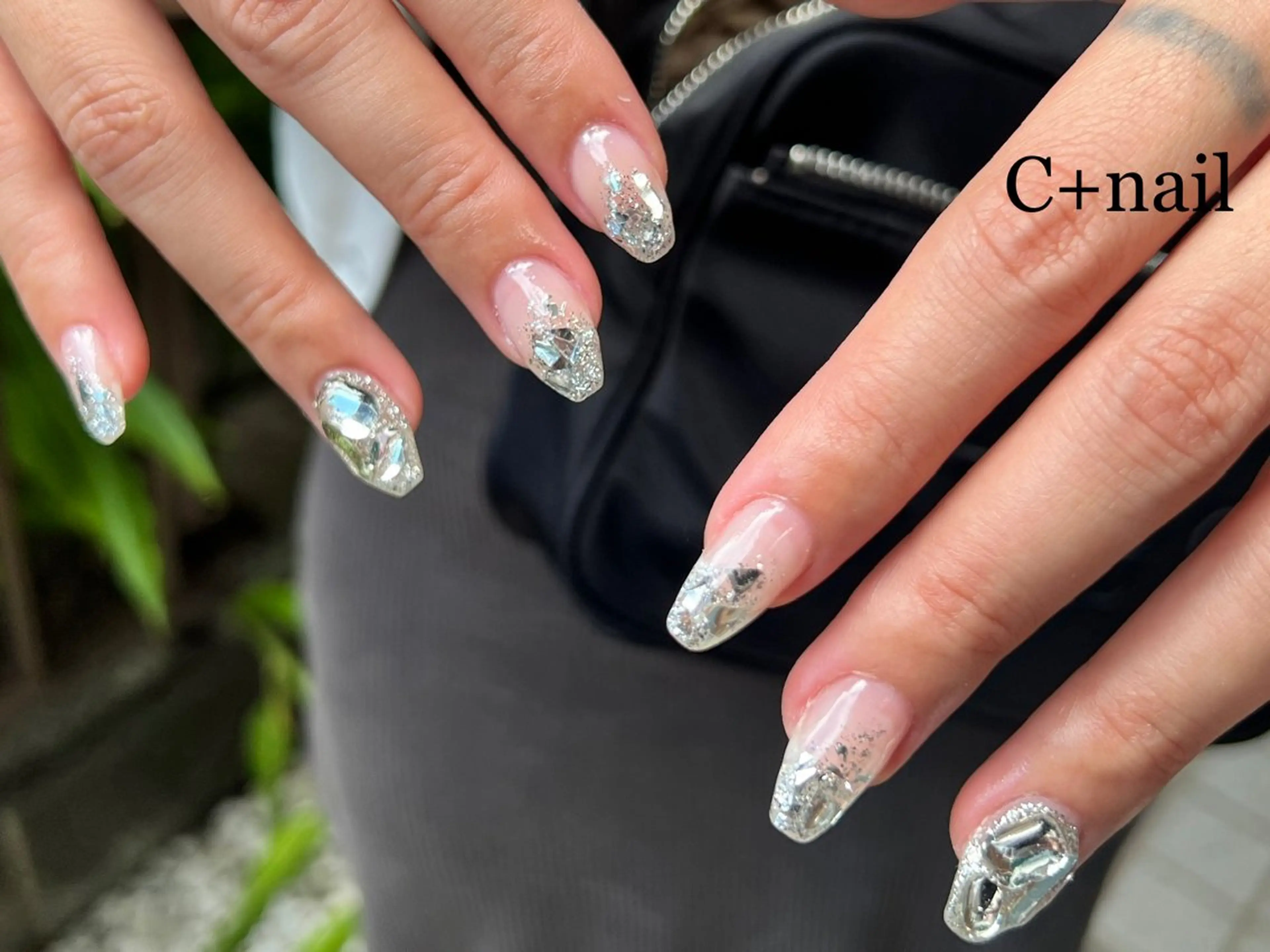 ネイル キラキラネイル ✴︎ C+nailのネイルデザイン