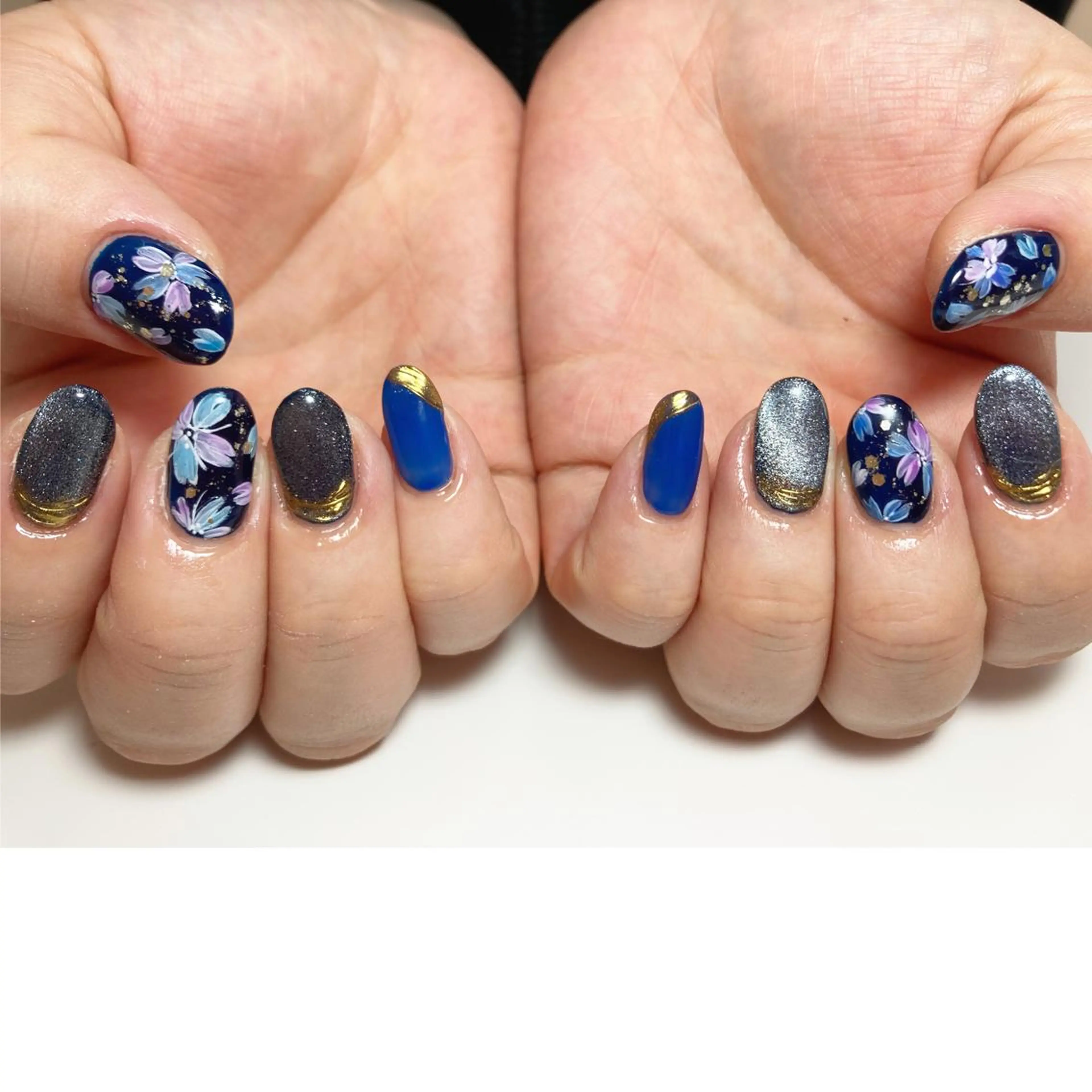 ネイル 桜ネイル 手書きが得意🖌️ Y’s  nailのネイルデザイン