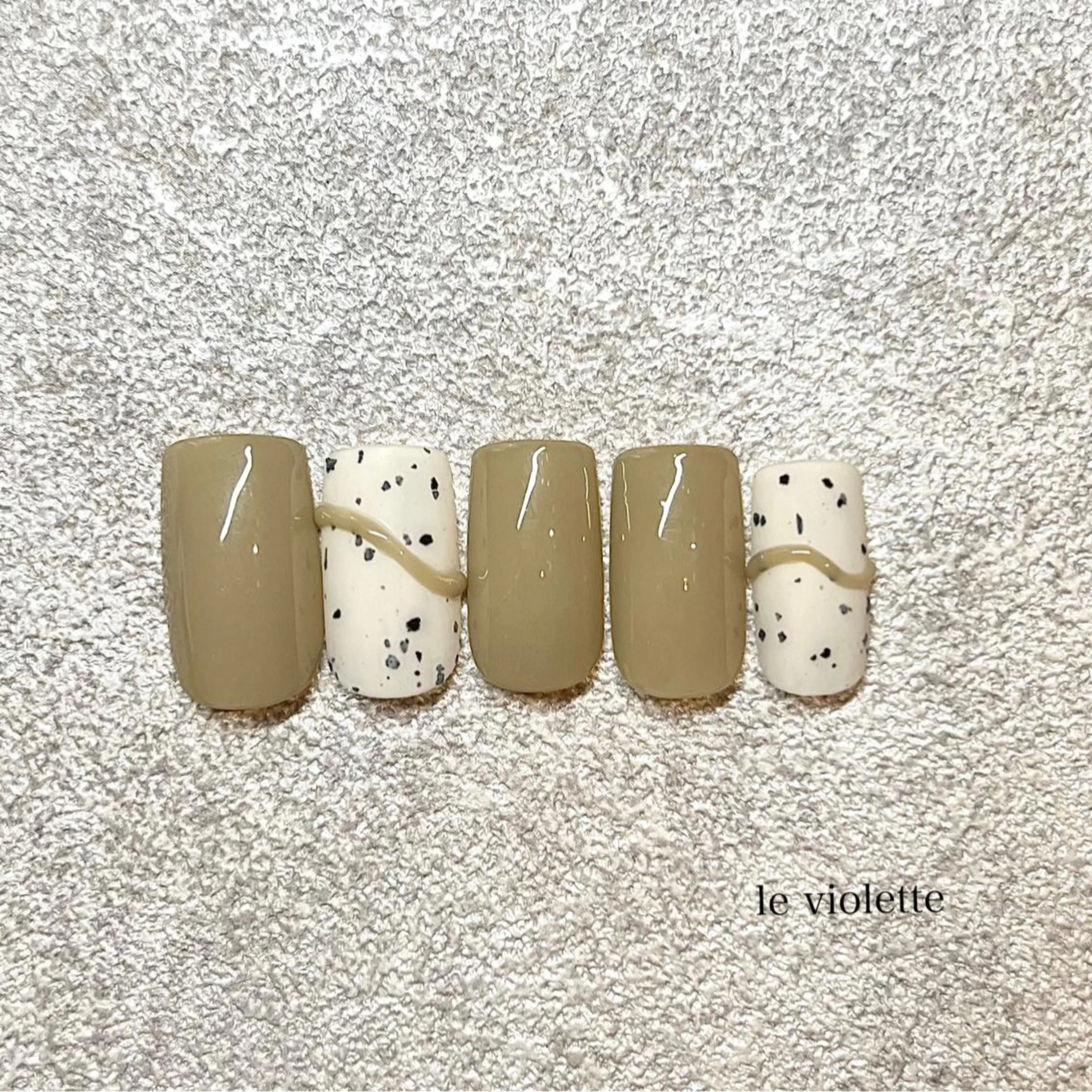 ネイル ハンドネイル le violetteのネイルデザイン