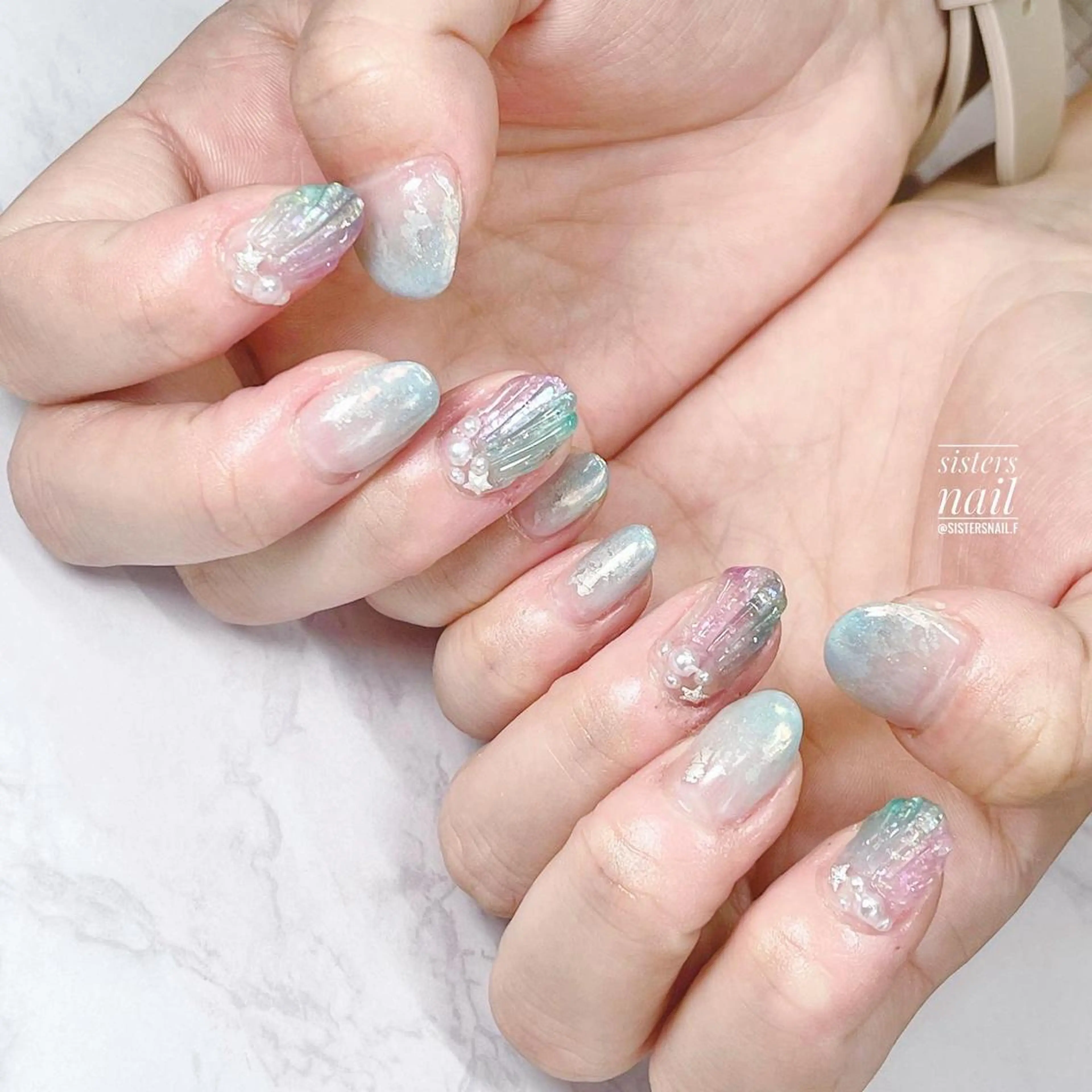 ネイル アートネイル ニュアンスネイル パステルネイル ぷっくりネイル 夏ネイル sisters nail.fのネイルデザイン