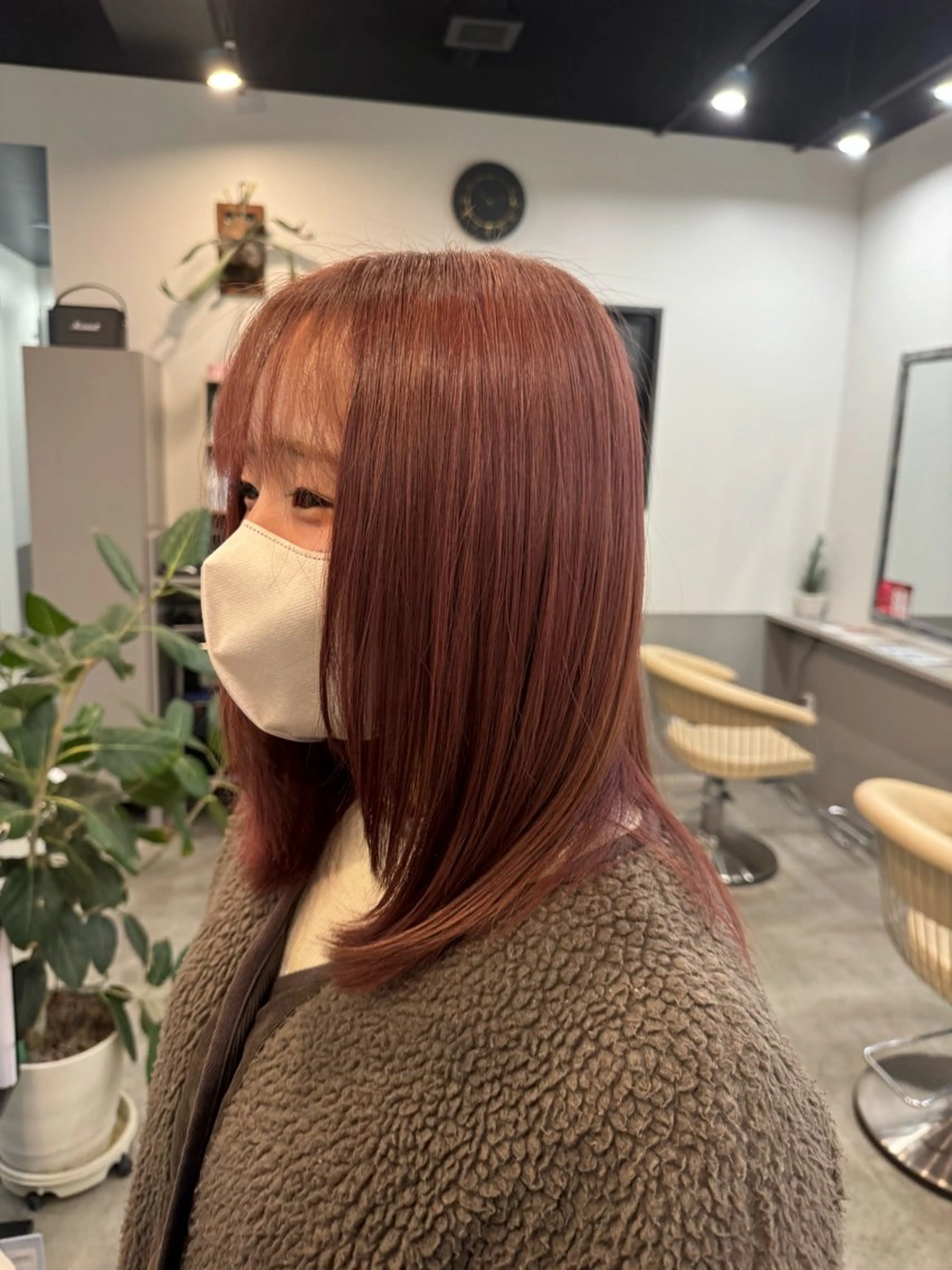 ミディアム カラー ベージュカラー ブリーチ ピンクカラー ピンクベージュ ヘアカラー dog star 関 海斗のヘアスタイル