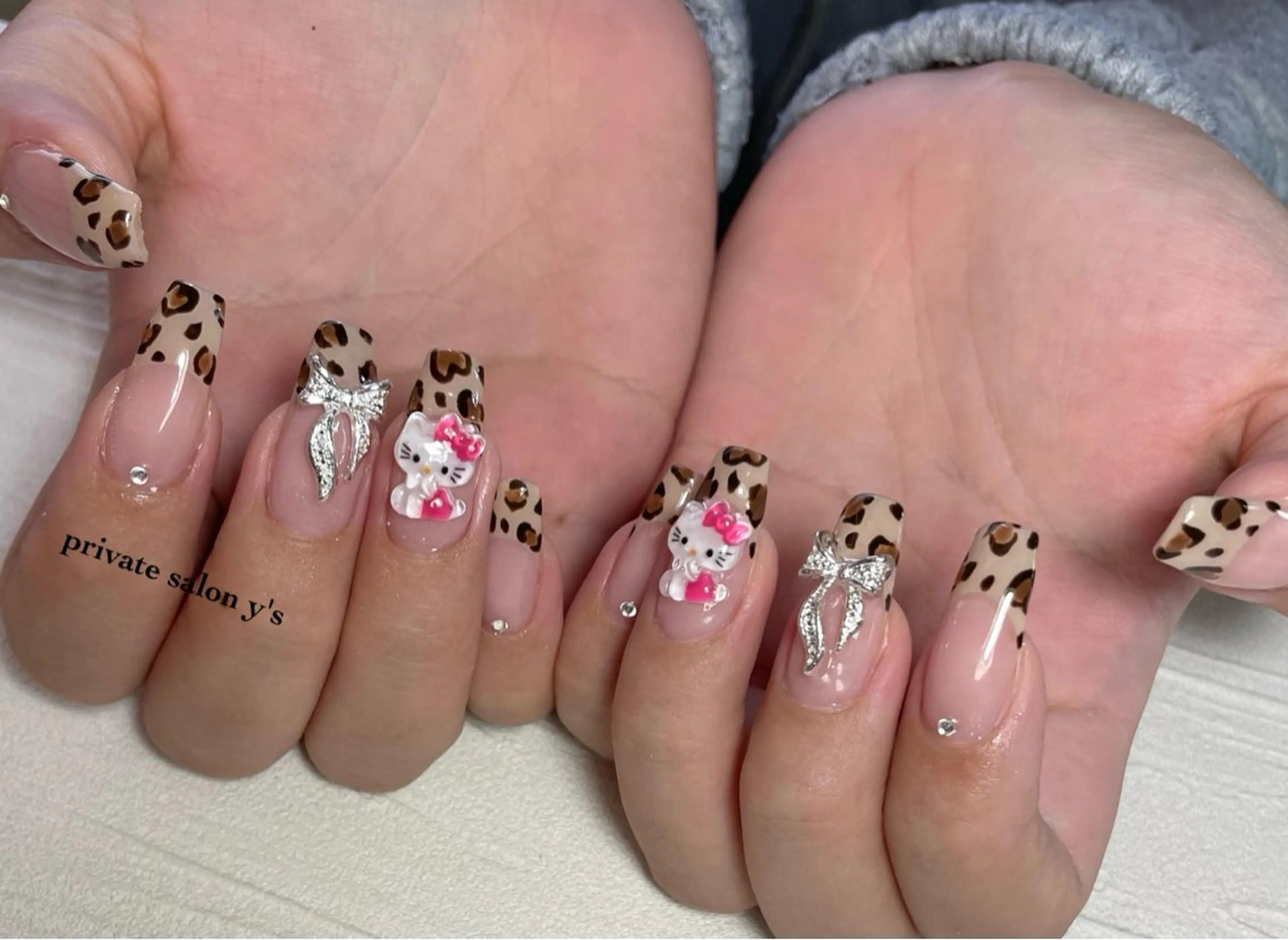 ネイル y' sのネイルデザイン