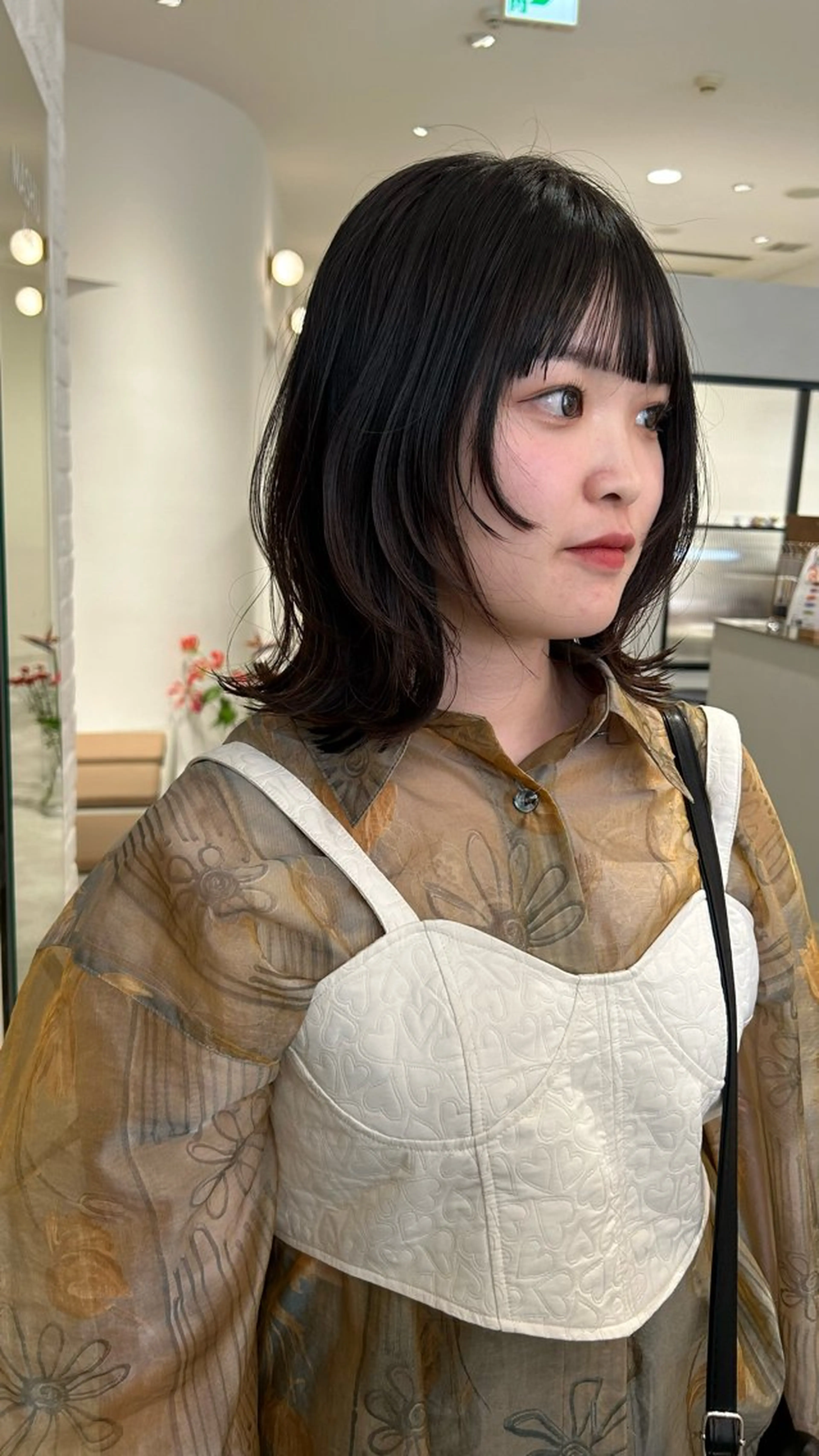 ミディアム 姫カット レイヤーカット カット オリーブベージュ/ ブリーチなし透明感のヘアスタイル