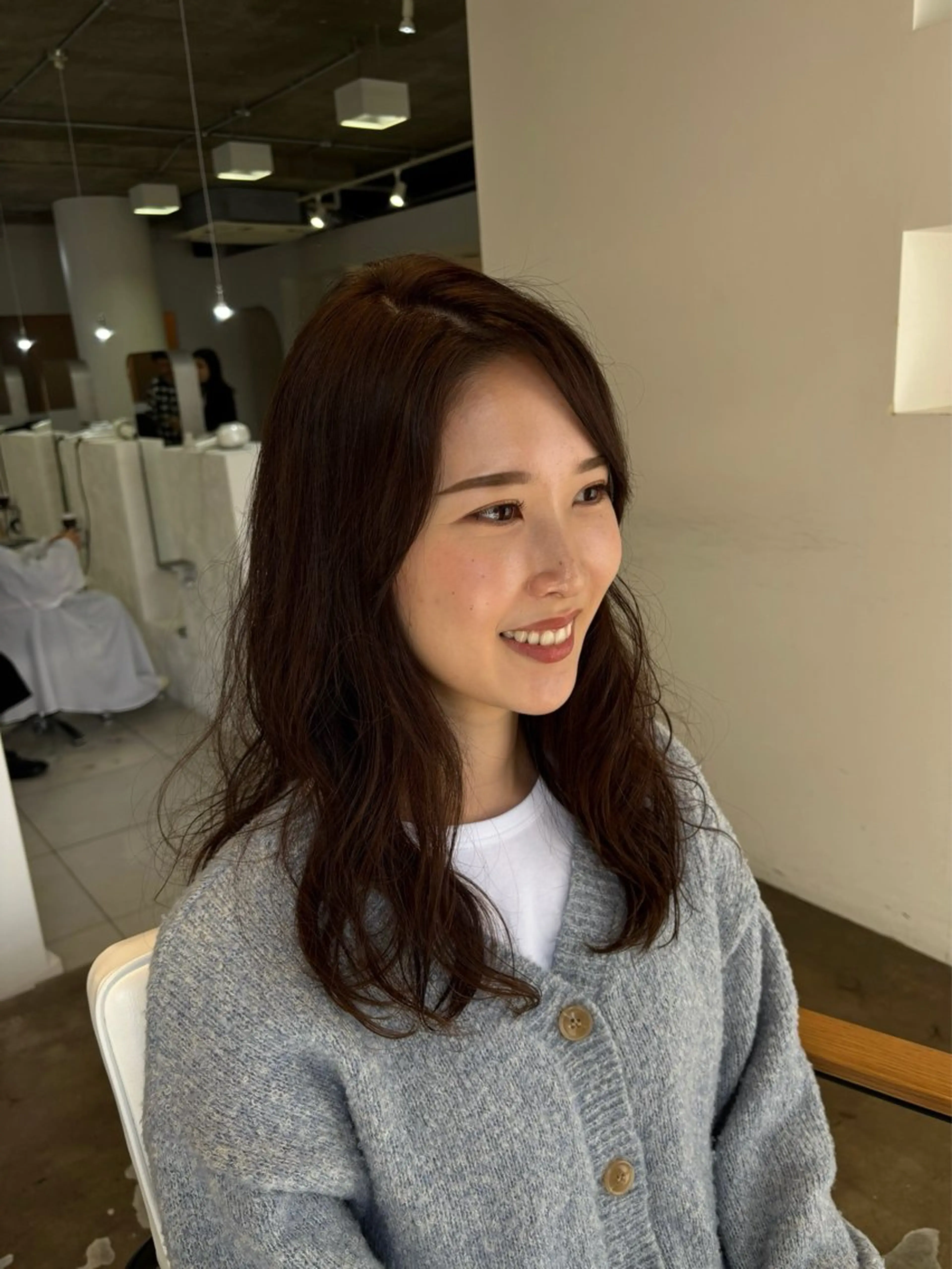 セミロング I nagiのヘアスタイル