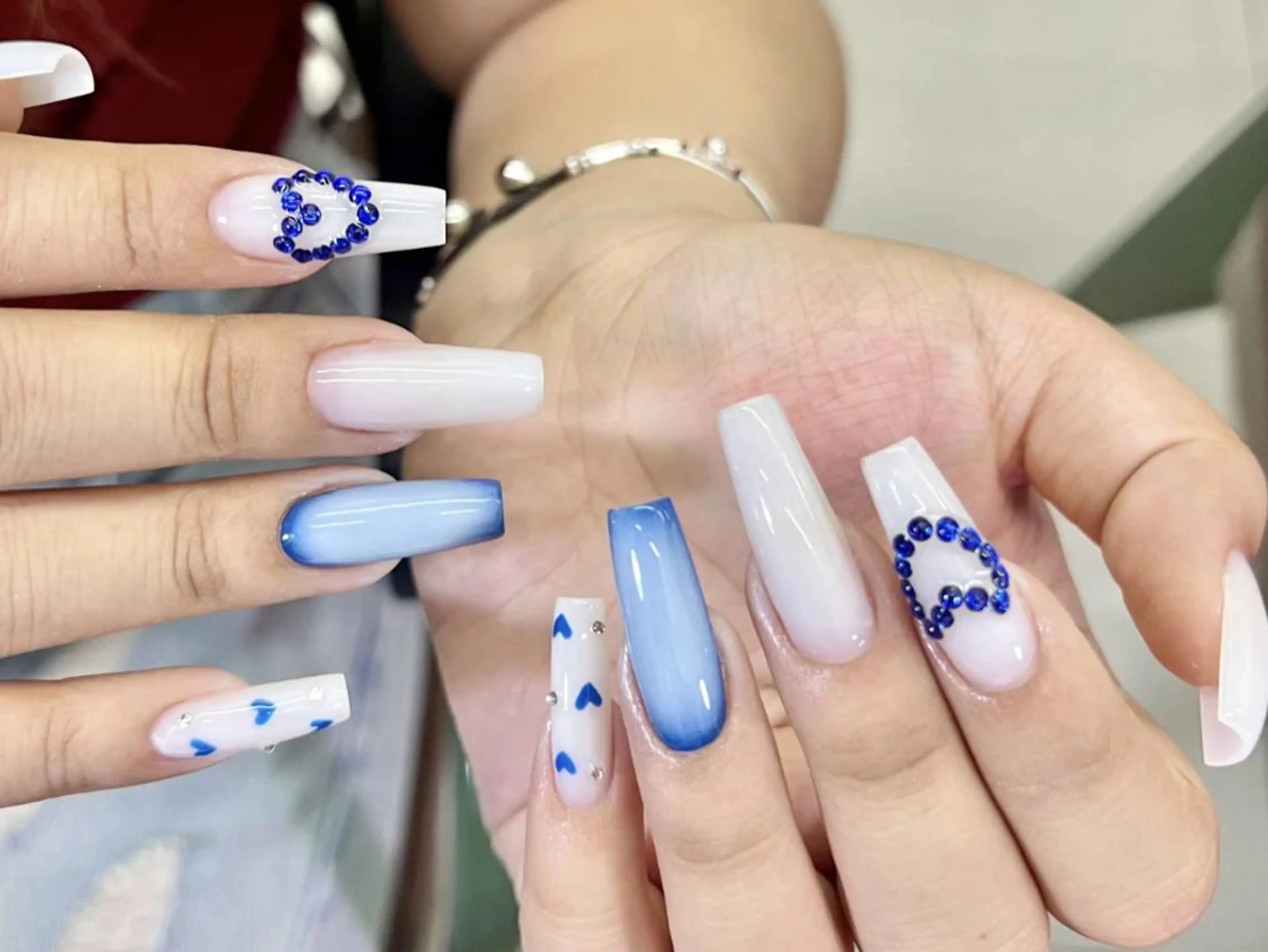 ネイル ハンドネイル エリ🫧 nail池袋東口のネイルデザイン